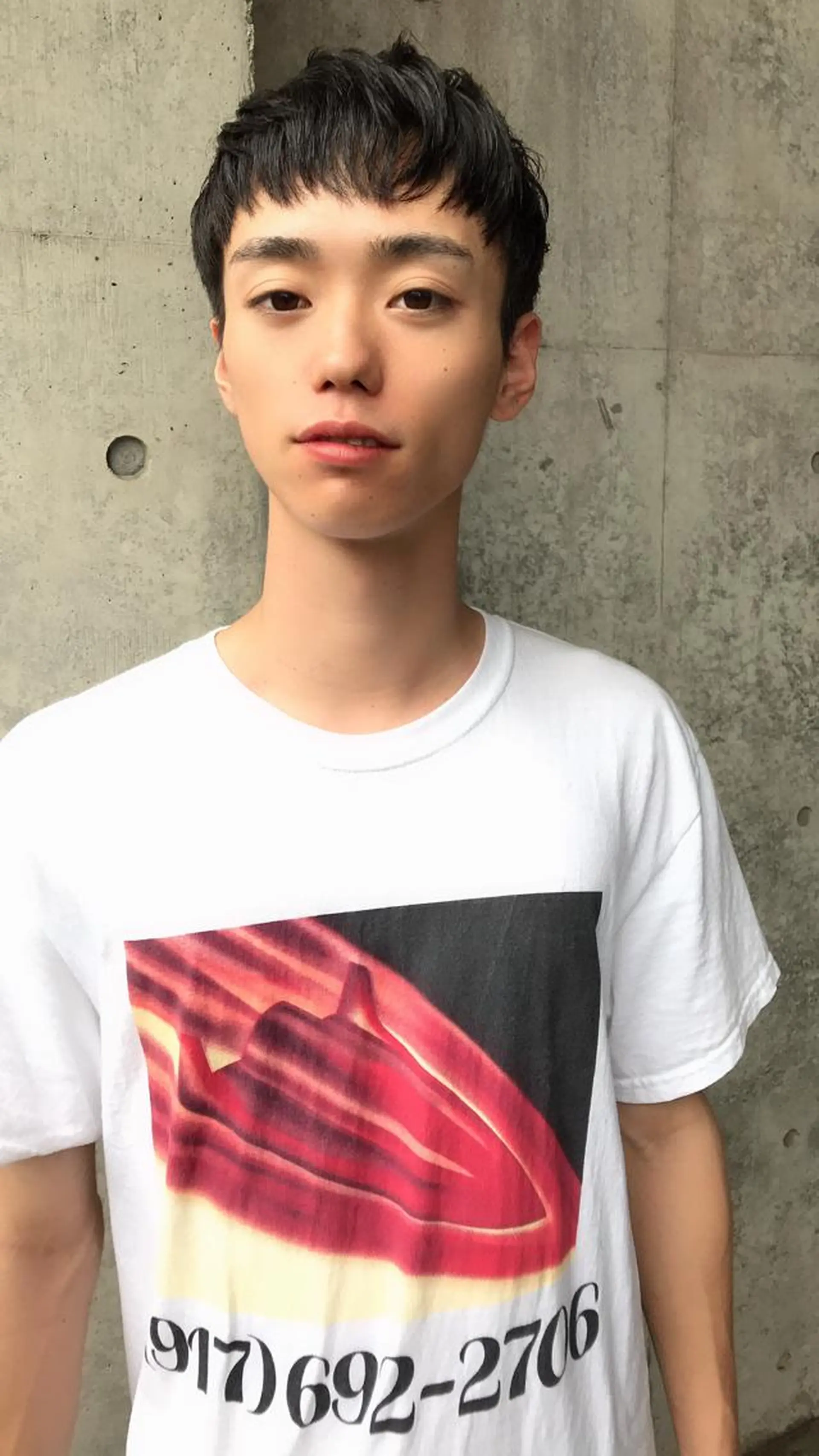 ショート メンズ 及川 光のヘアスタイル