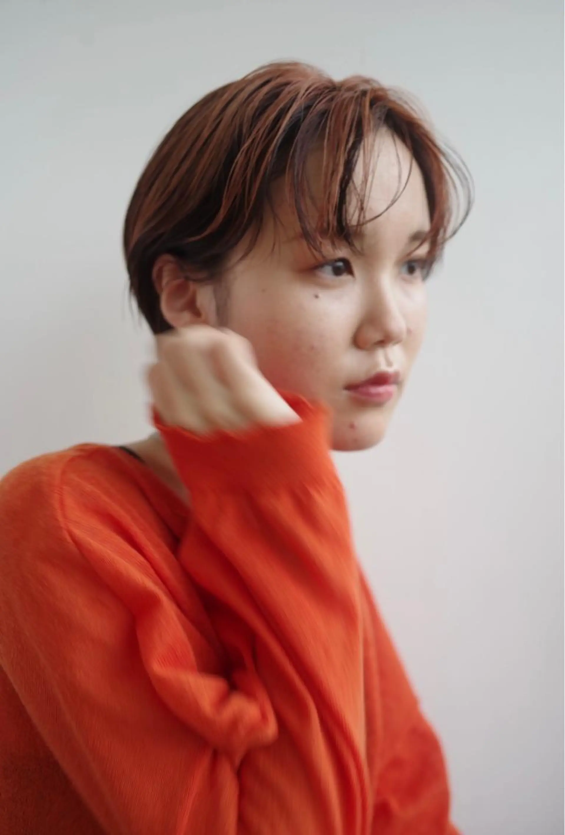 ショート カラー デザインカラー オレンジ 実力派スタイリストの 完全無料パーマのヘアスタイル