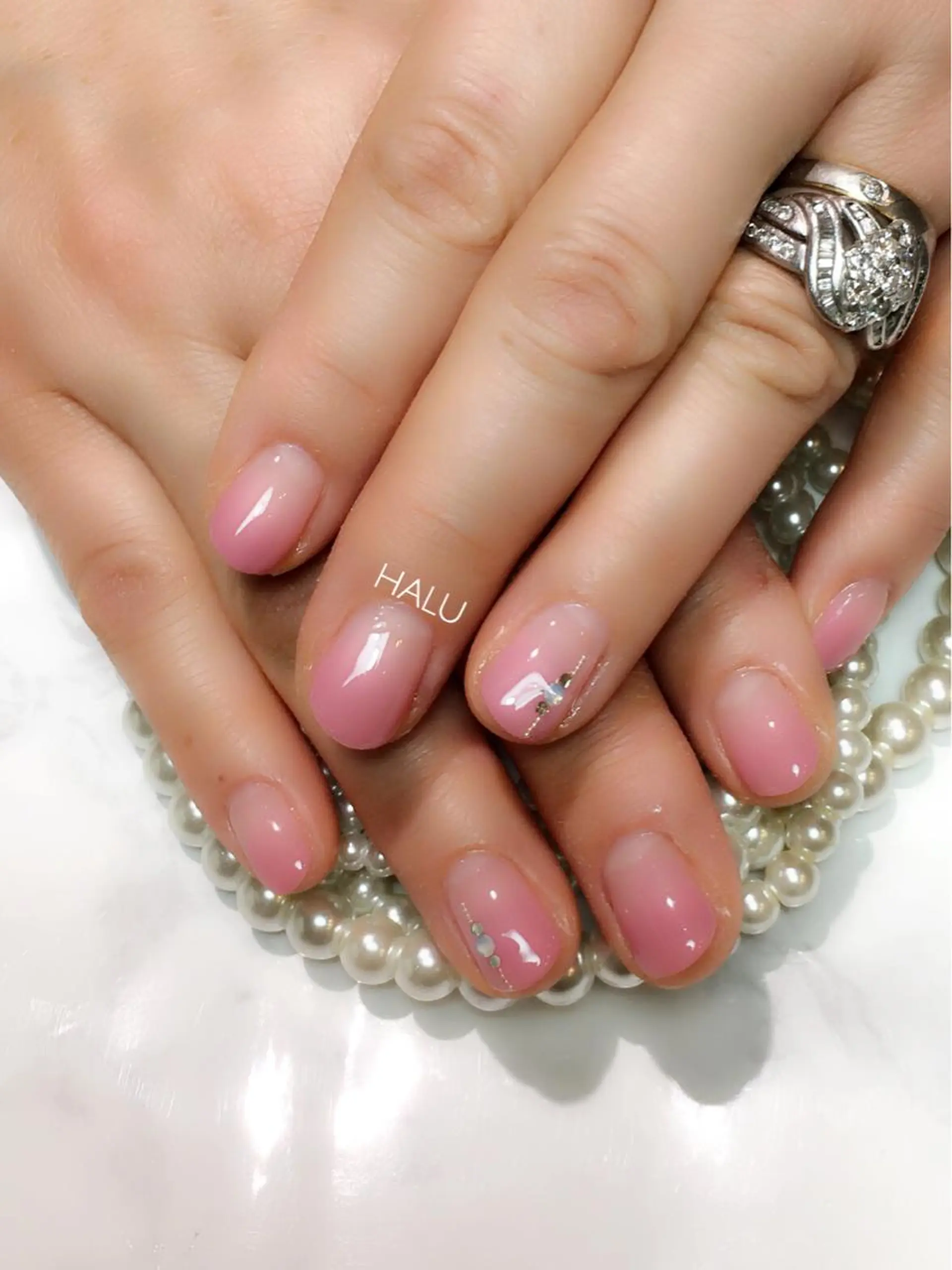 ネイル グラデーション ピンク HALU ハルのネイルデザイン