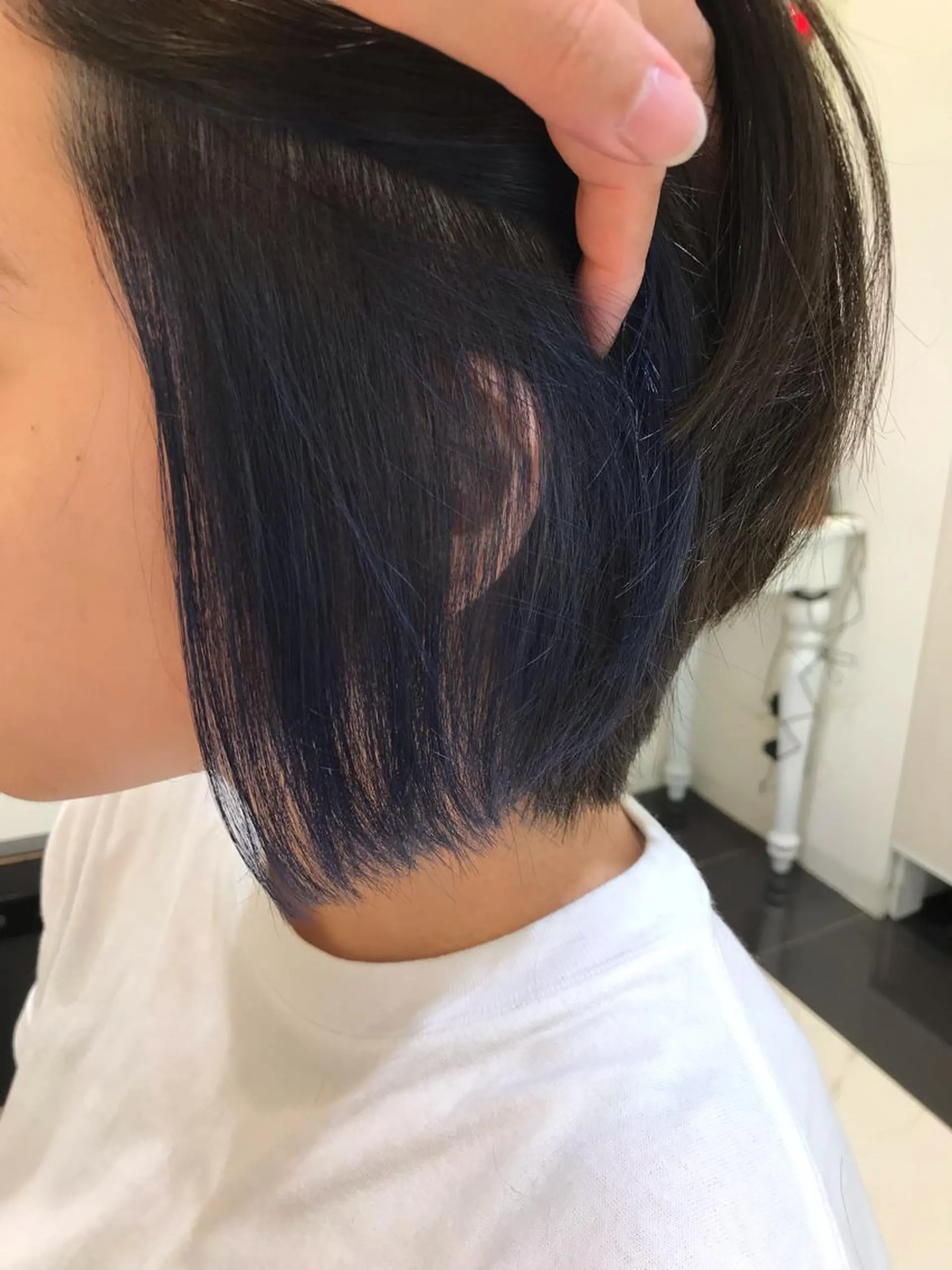 ショート カラー ネイビーカラー 清藤 綾のヘアスタイル