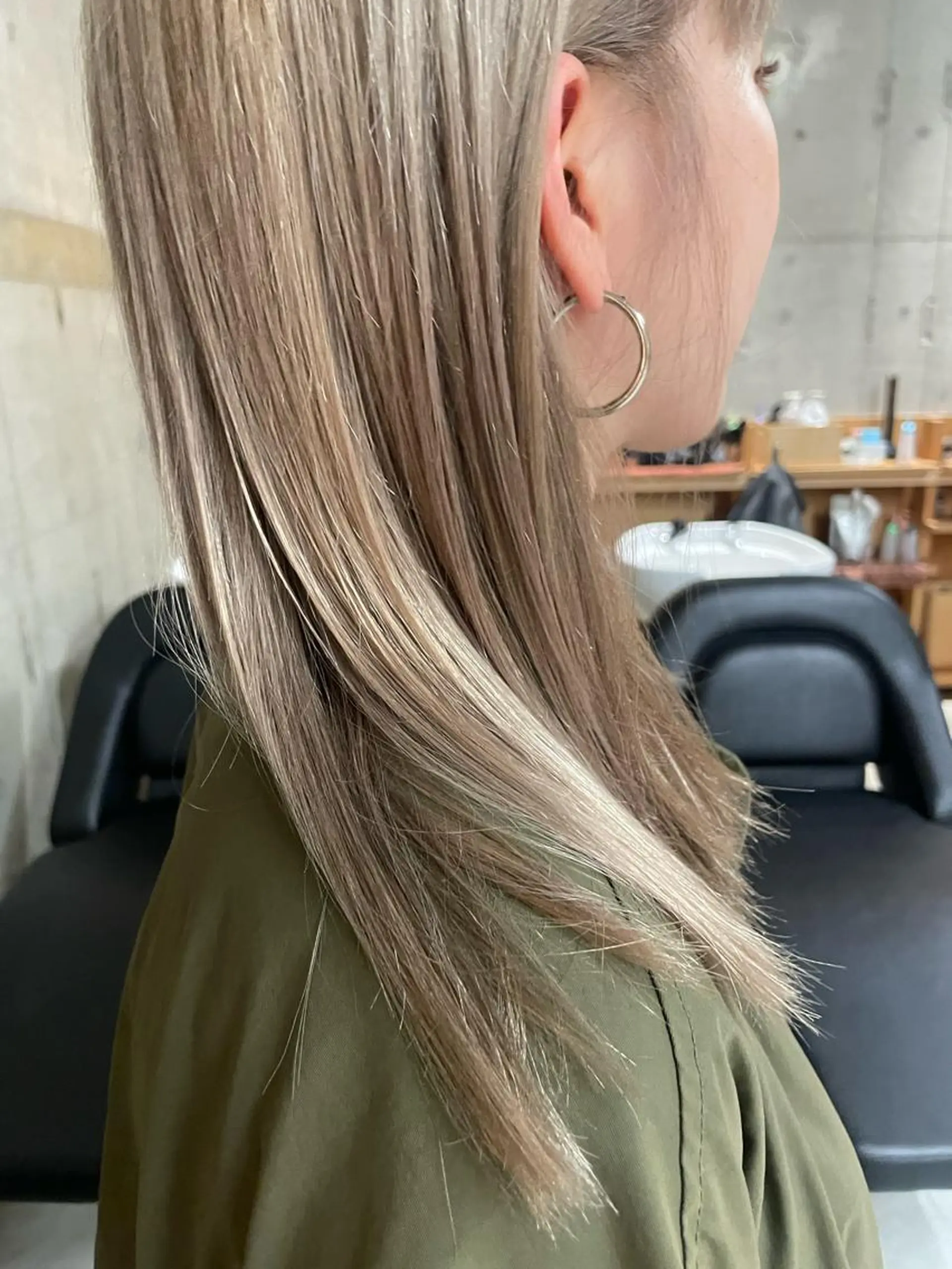 カラー wewe: momoeのヘアスタイル