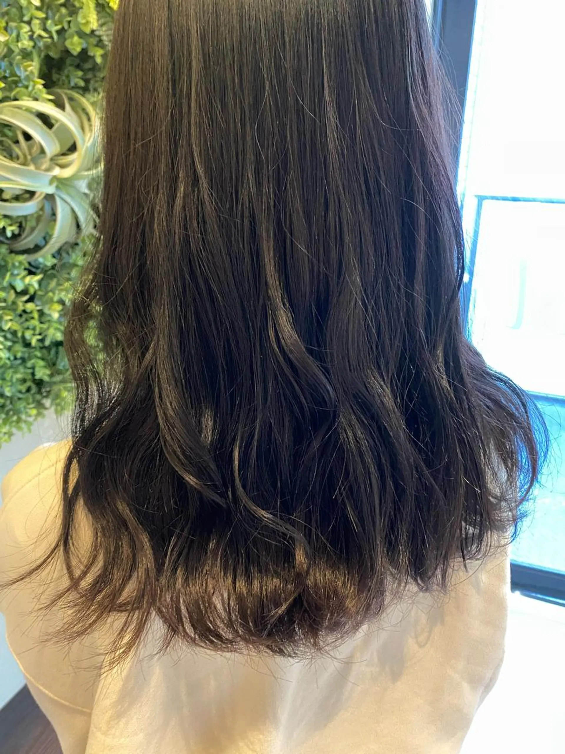セミロング ヘアカラー トリートメント 水谷 菜央のヘアスタイル