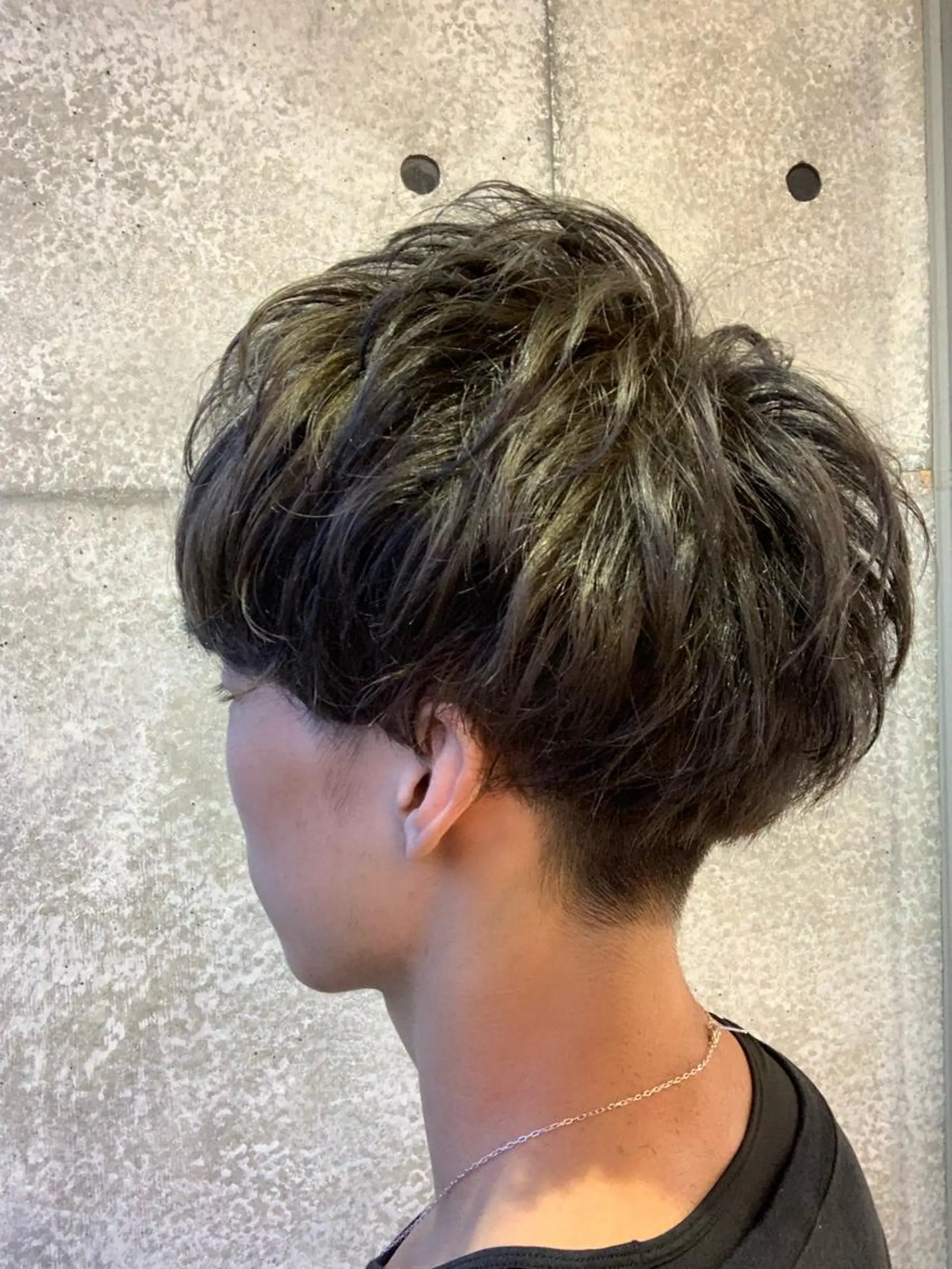 ショート カラー パーマ メンズ メンズパーマフェード シモジタカヒロのヘアスタイル