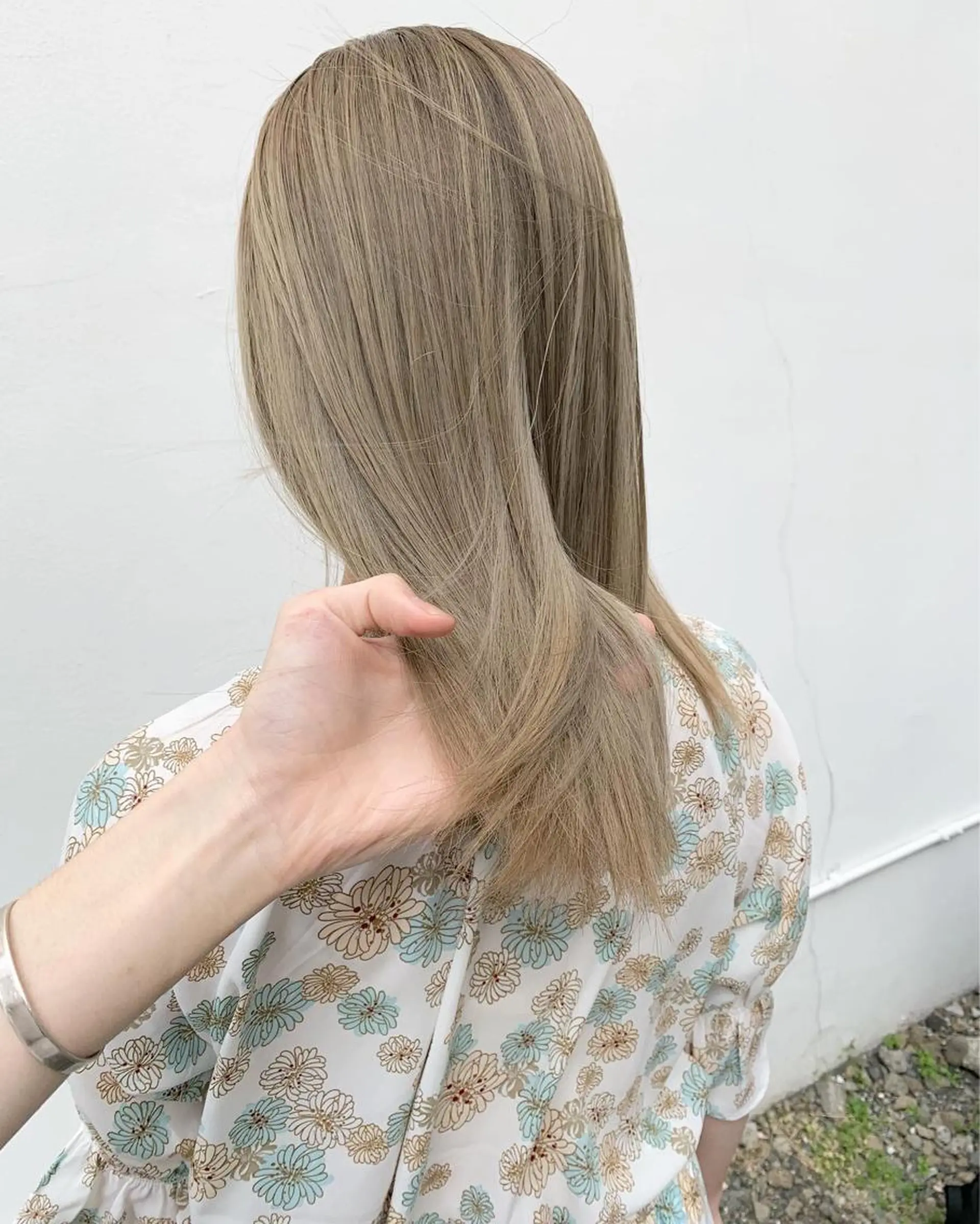 ショート カラー ベージュカラー ミルクティーベージュ tension 【テンション】のヘアスタイル