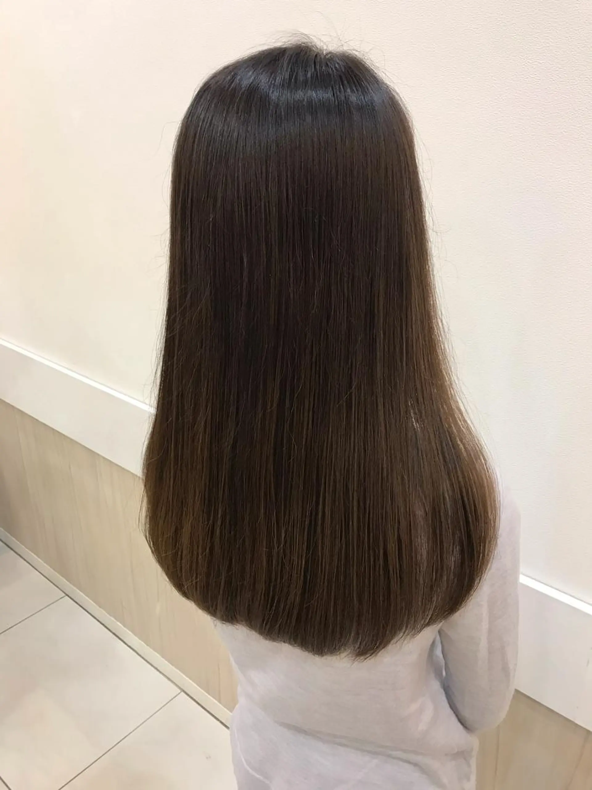 ロング カラー カット ヘアカラー yukari 艶髪ヘアのヘアスタイル