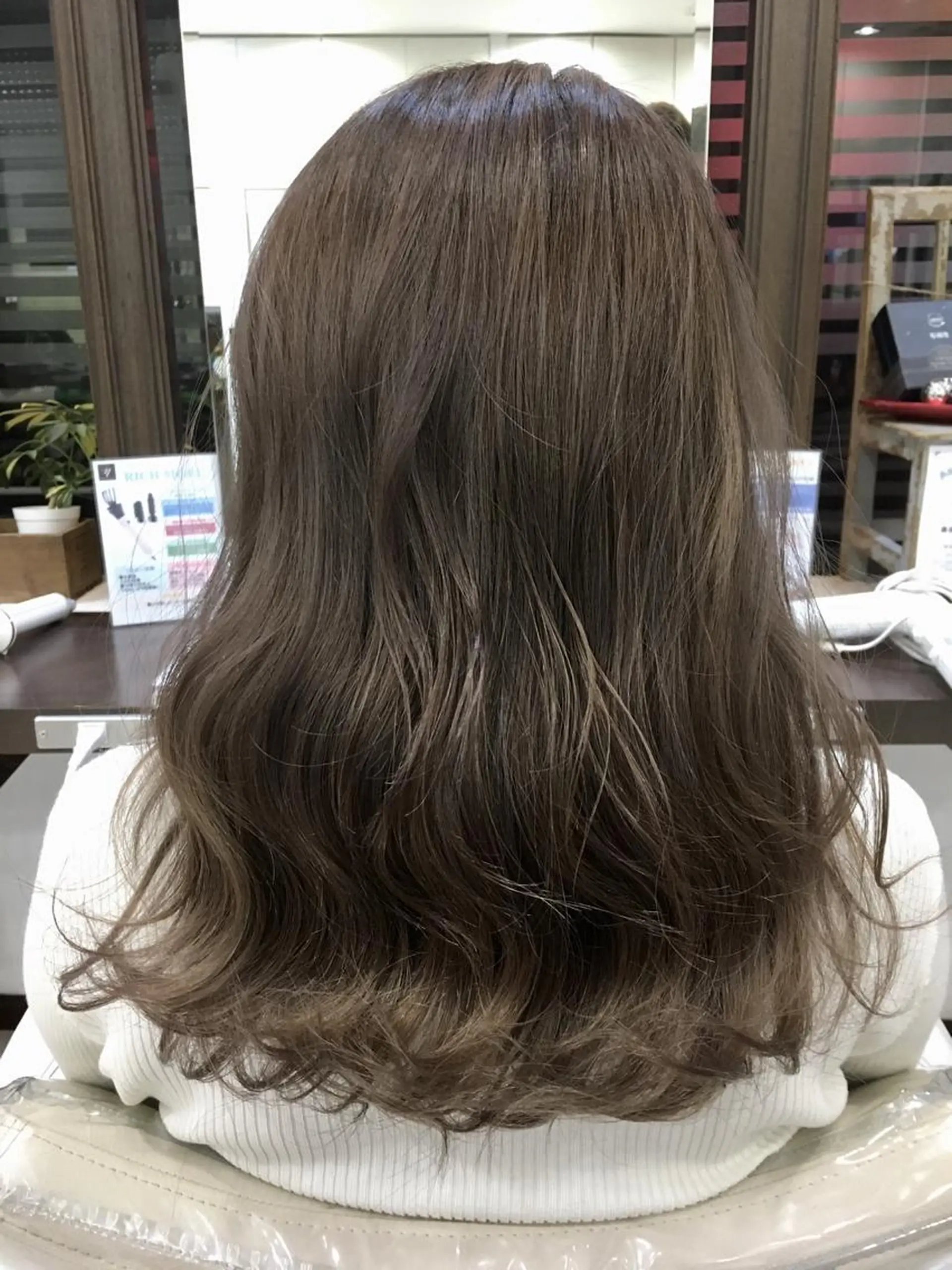 ロング カラー ブリーチ グレージュ 寺内 紳悟のヘアスタイル