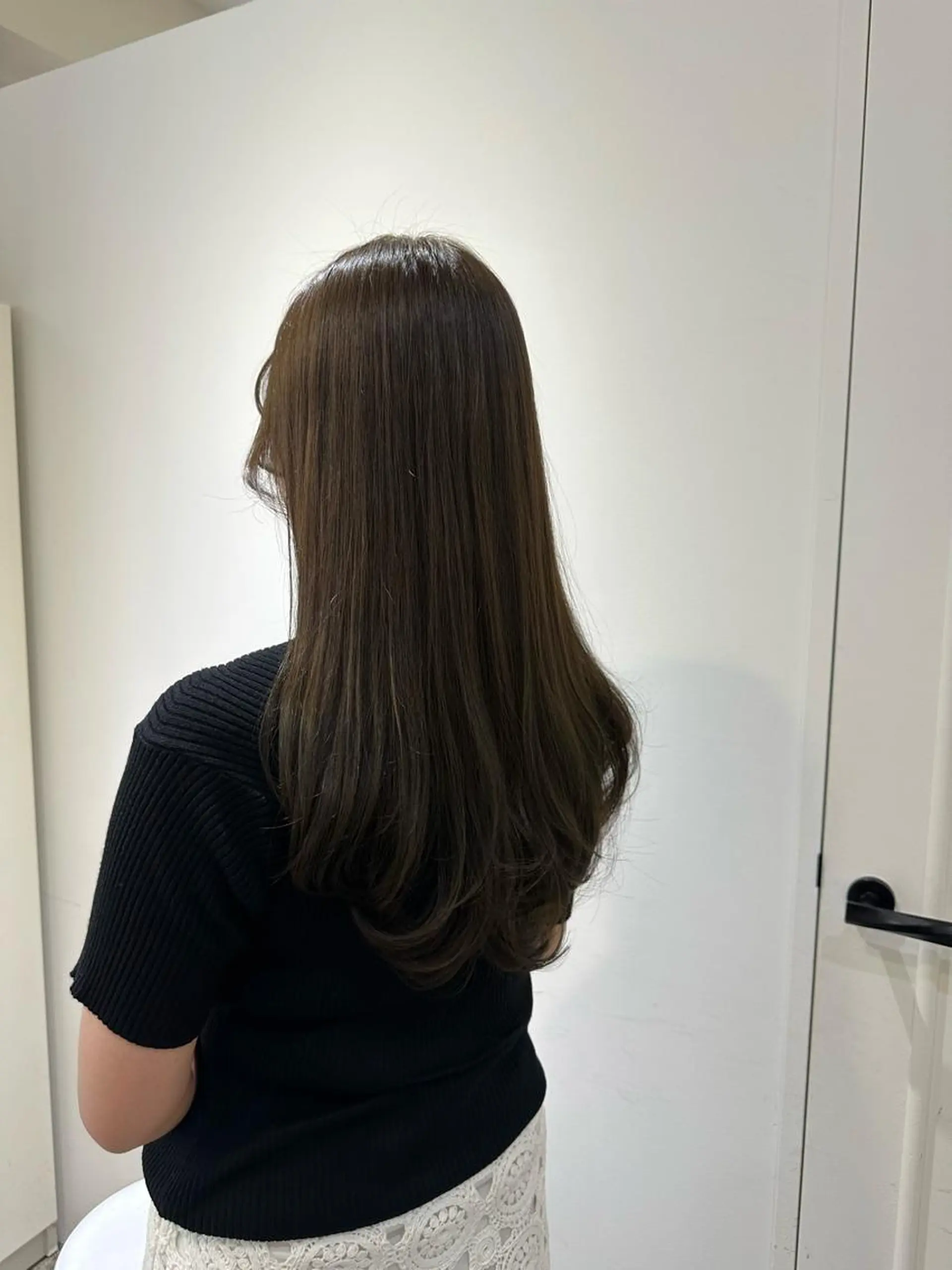 ロング カラー カット ヘアカラー トリートメント 柔らかベージュ🤍 fukaのヘアスタイル