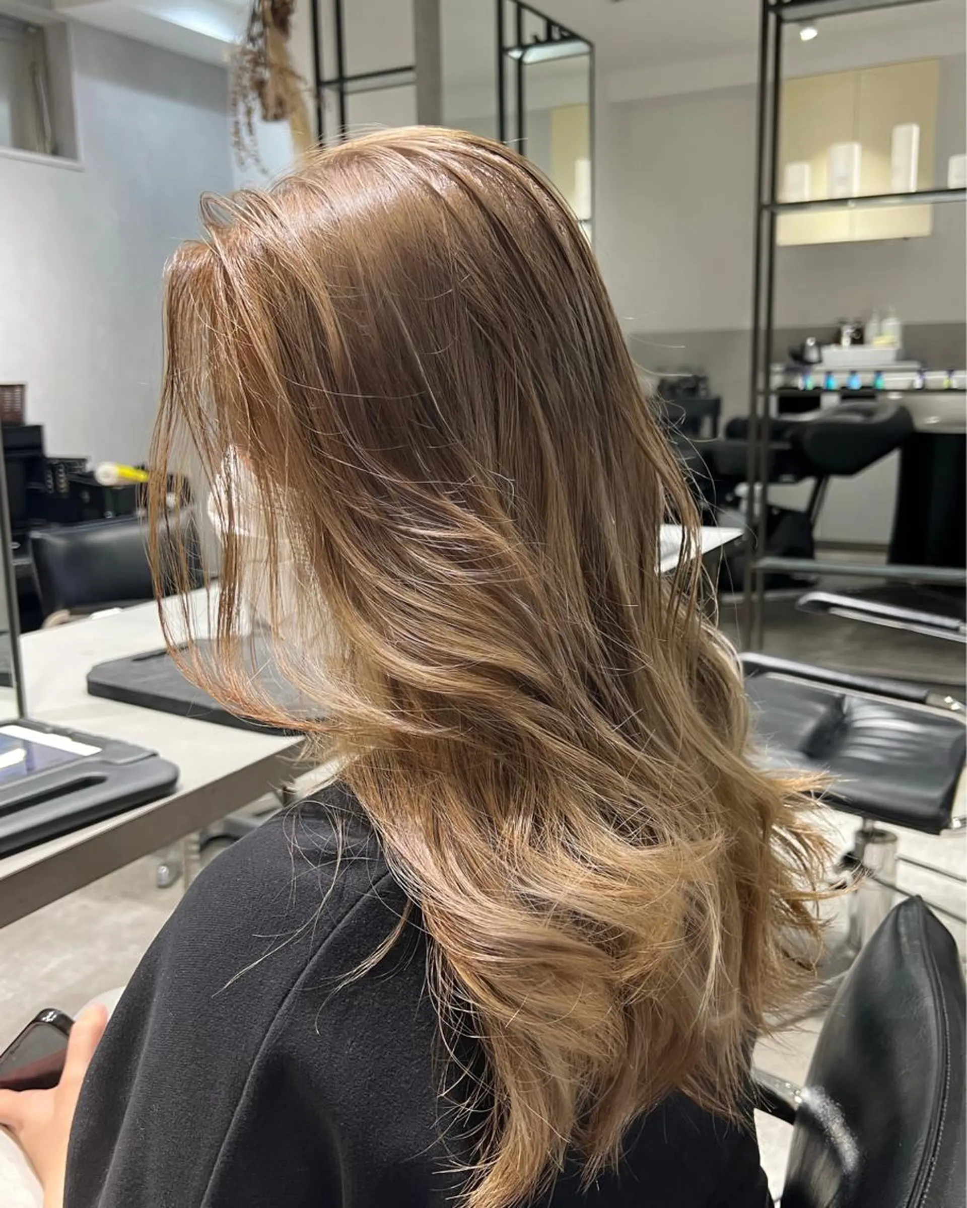 ロング ヘアカラー Miku 🇺🇸のヘアスタイル