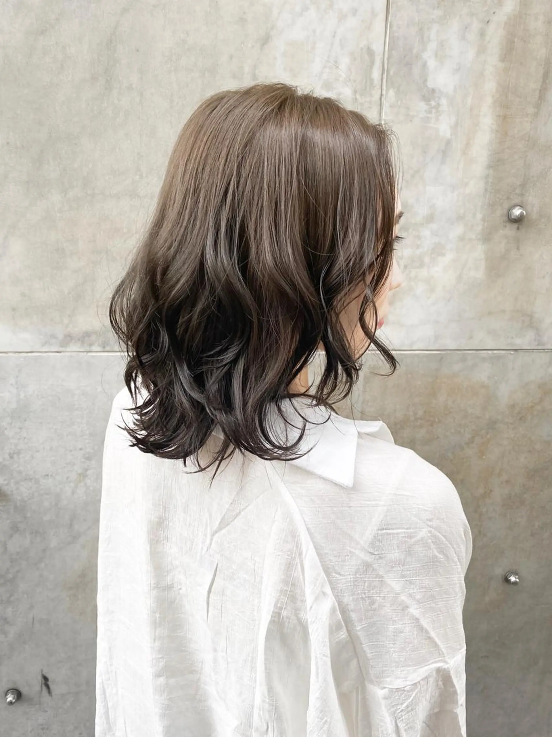 セミロング カラー JIL BLAN所属・JIL BLAN NAOのヘアスタイル