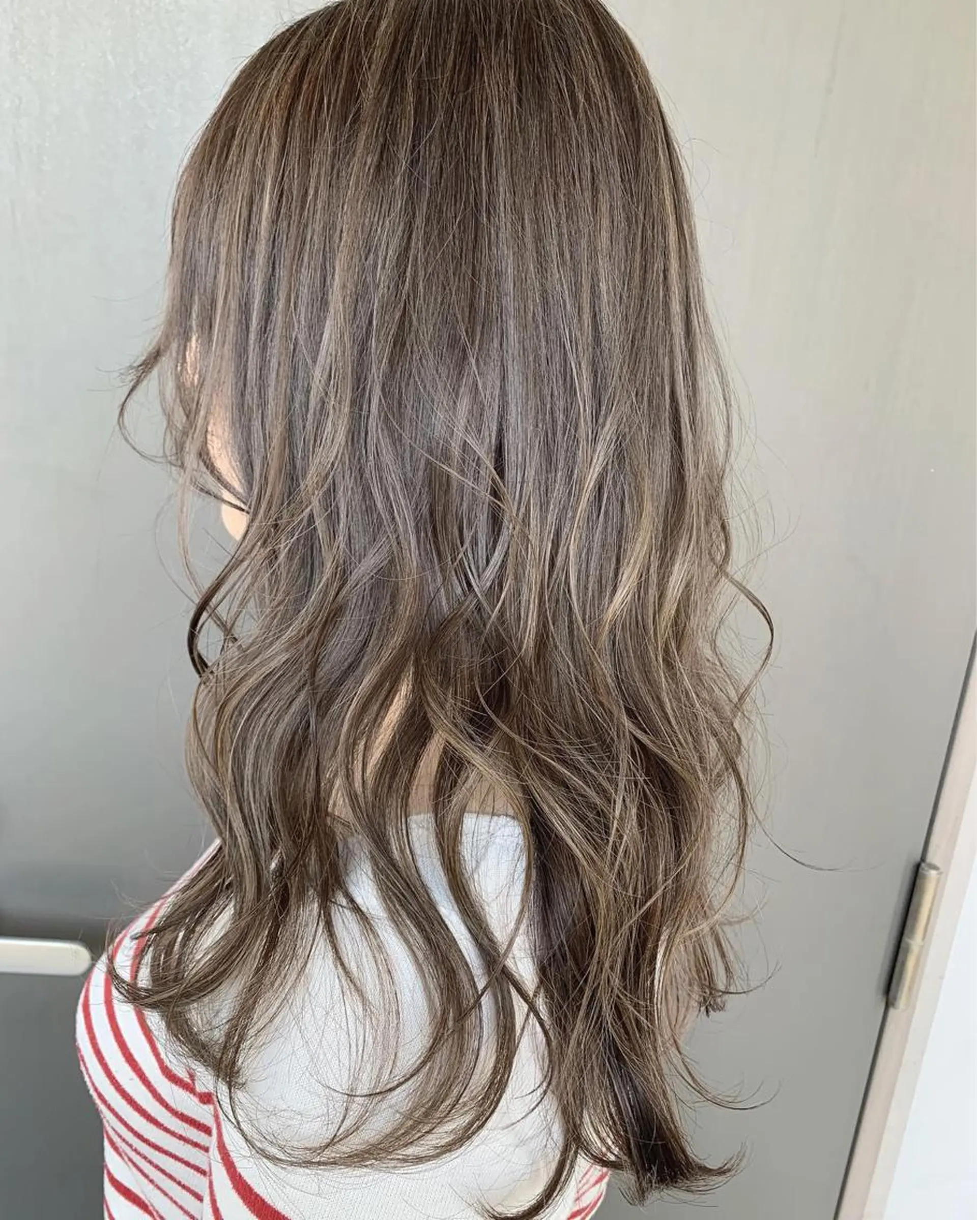 ロング カラー ヘアカラー 髪質改善will hairdesignのヘアスタイル