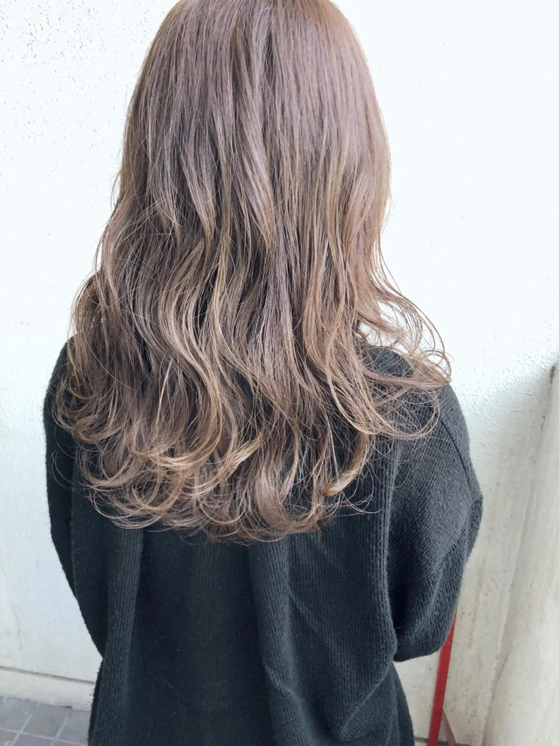 ロング カラー 356所属・木山 ゆかりのヘアスタイル