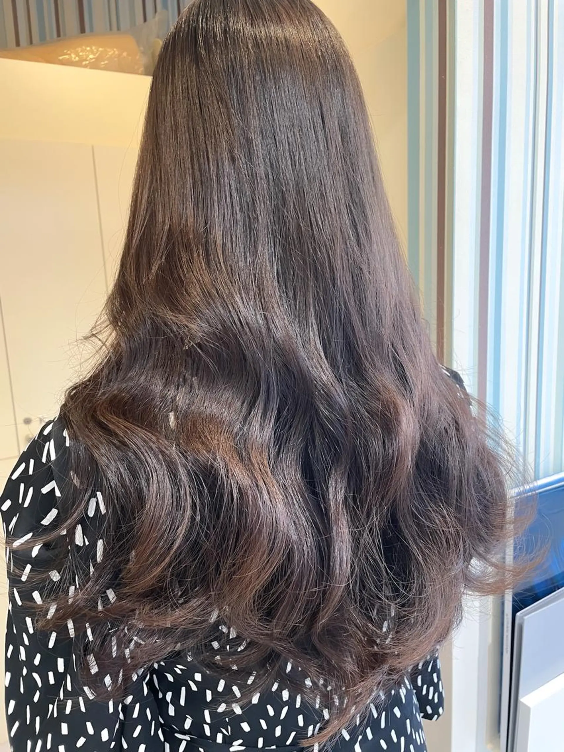 ロング 💗ブリーチなし 透け感💗徳井はやとのヘアスタイル