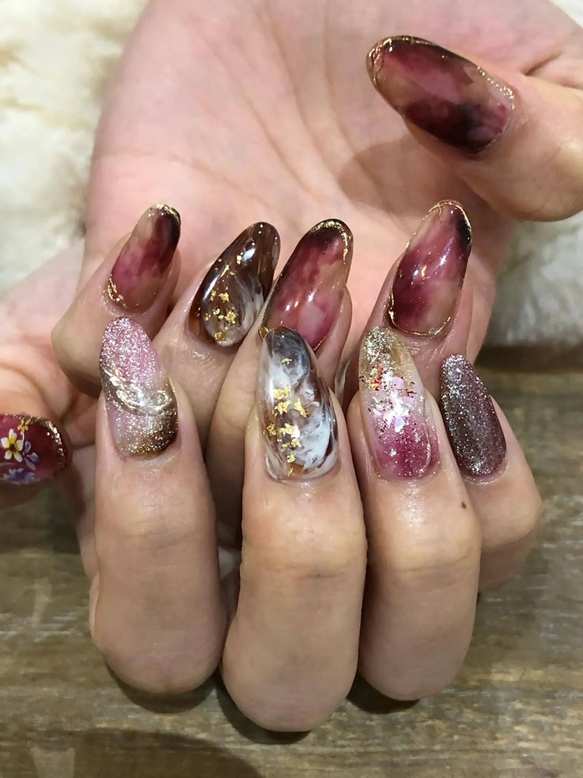 ネイル ハンドネイル Nest 三田のマツエク・マツパデザイン