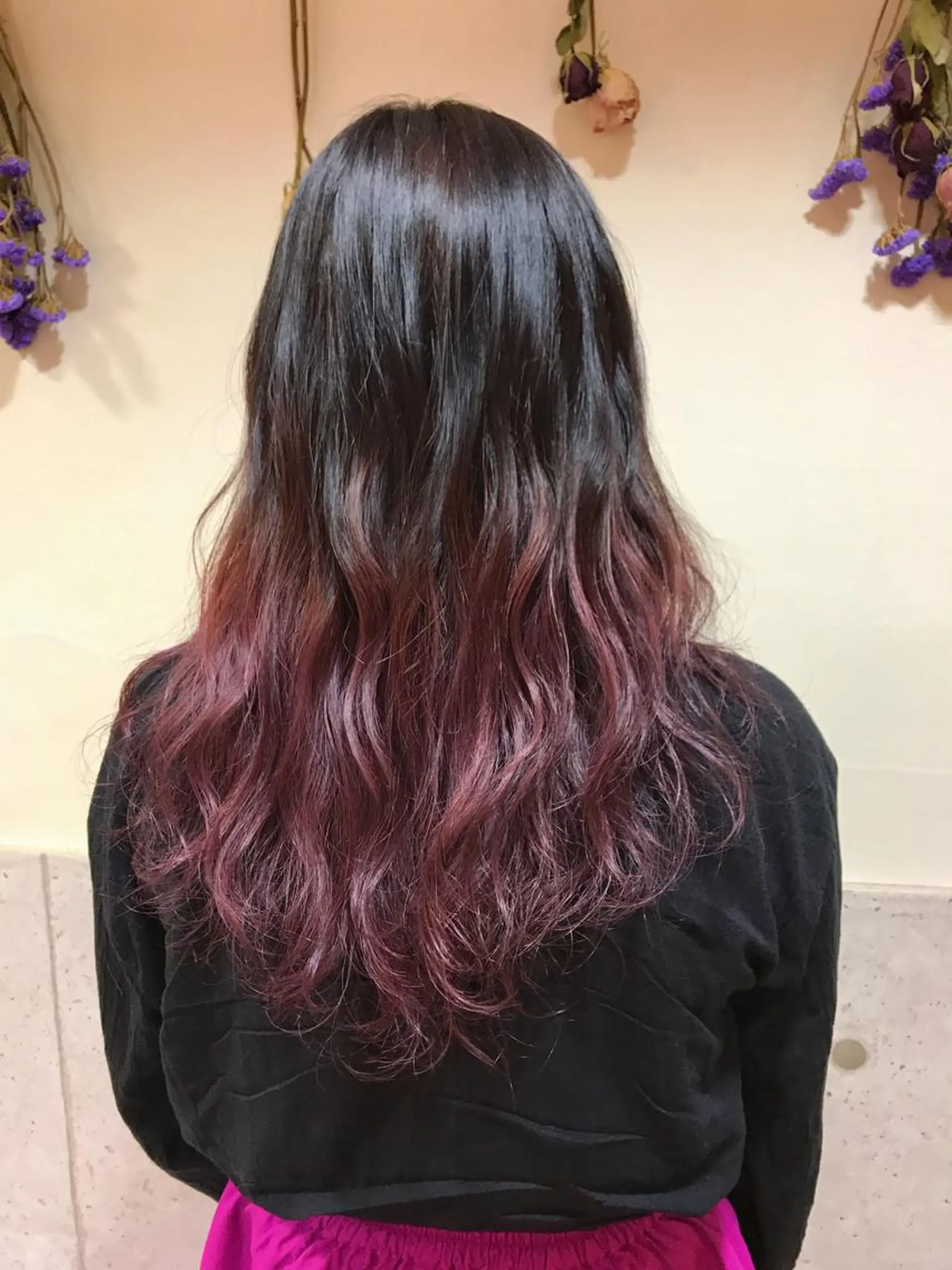 ロング カラー グラデーションカラー パープルカラー LOST CITY 横浜所属・🪐脱白髪染め 🪐松尾菜々美のヘアスタイル
