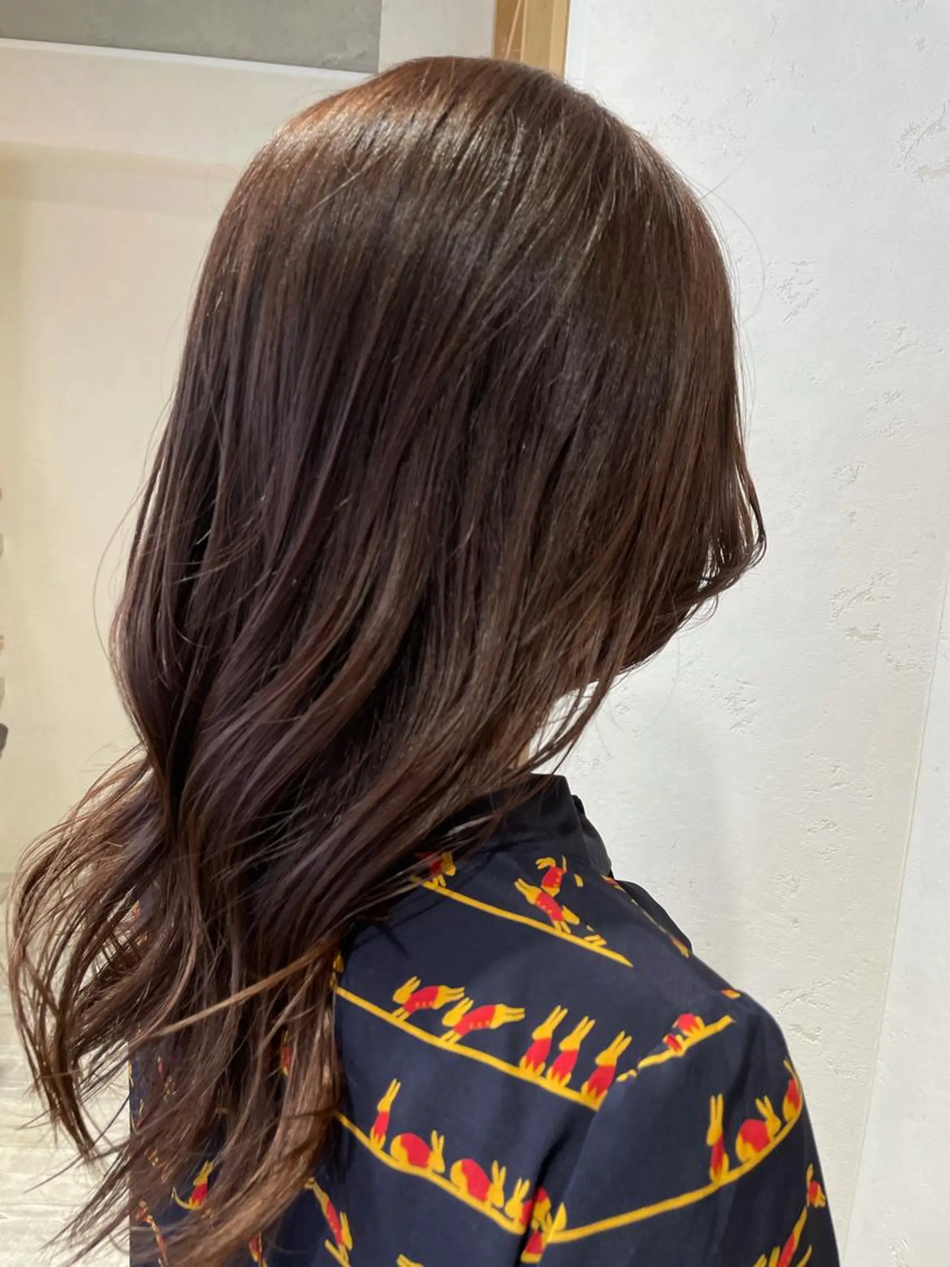 セミロング カラー ブリーチ ブラウンカラー カシス ヘアカラー トリートメント Feria所属・カウンセリング重視 🌿‬Tsuyukiのヘアスタイル