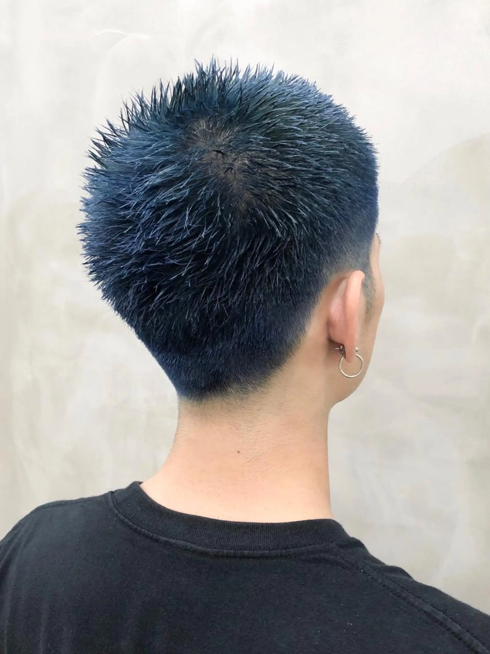 メンズ ボウズ おしゃれボウズ カット ヘアカラー トリートメント ショート・ボブ 徳竹淳一のヘアスタイル