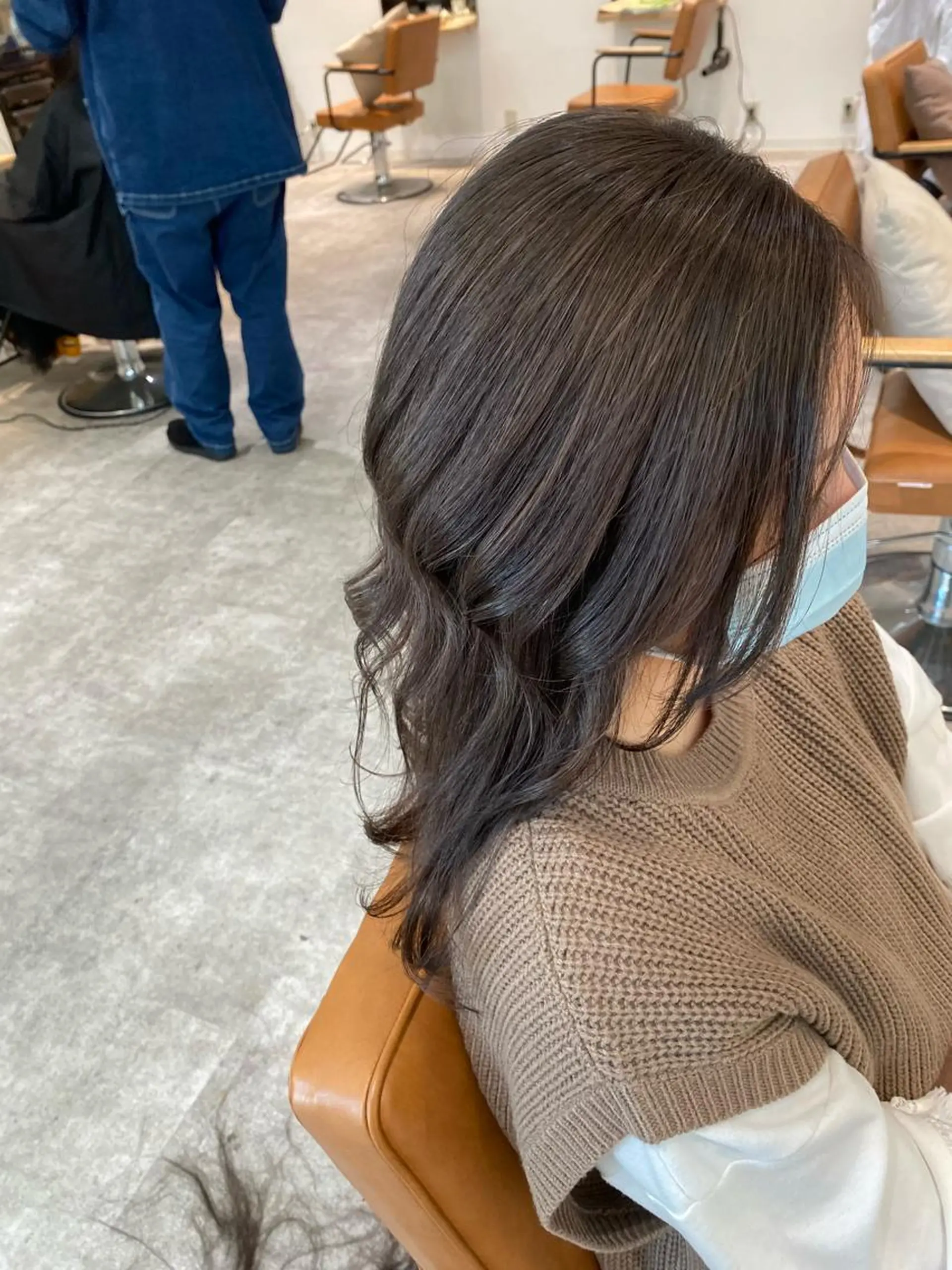 セミロング カラー ブリーチ 透明感カラー グレージュ モカグレージュ カット ヘアカラー オスズ 🎀´-のヘアスタイル