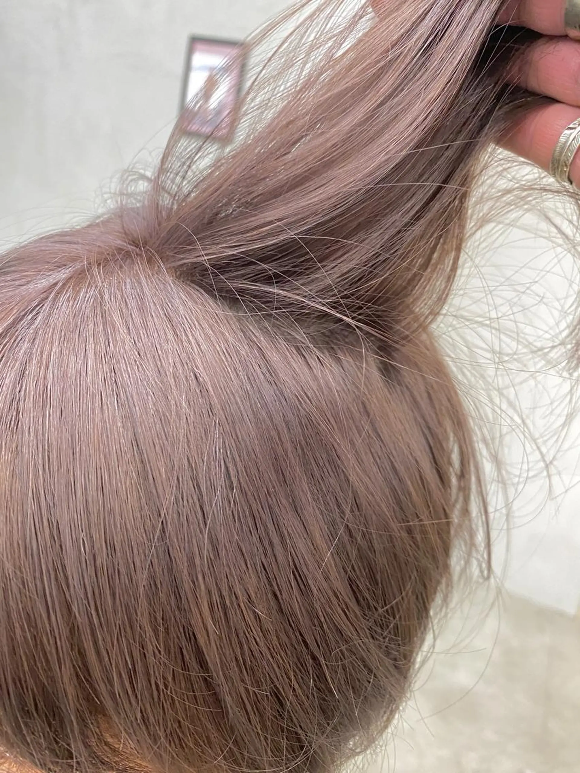 ショート カラー パーマ ヘアアレンジ メンズ キッズ ネイル マツエク・マツパ メンズブリーチ ブリーチ カット ヘアカラー トリートメント 🌸グレージュ/ 艶髪🌸yutaのヘアスタイル