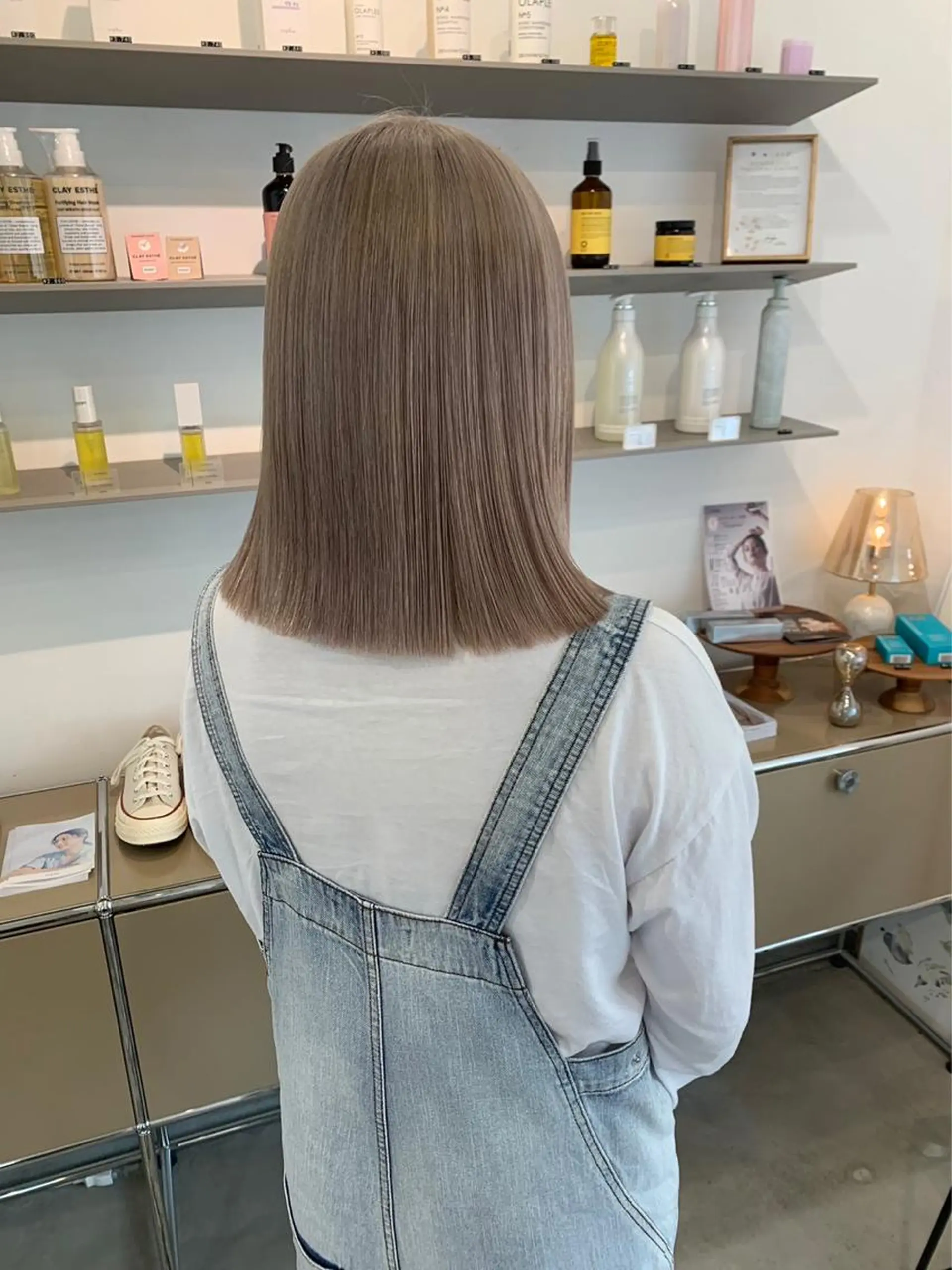セミロング ALLYS 渋谷店所属・最高級の艶のある カラーmei🎨のヘアスタイル