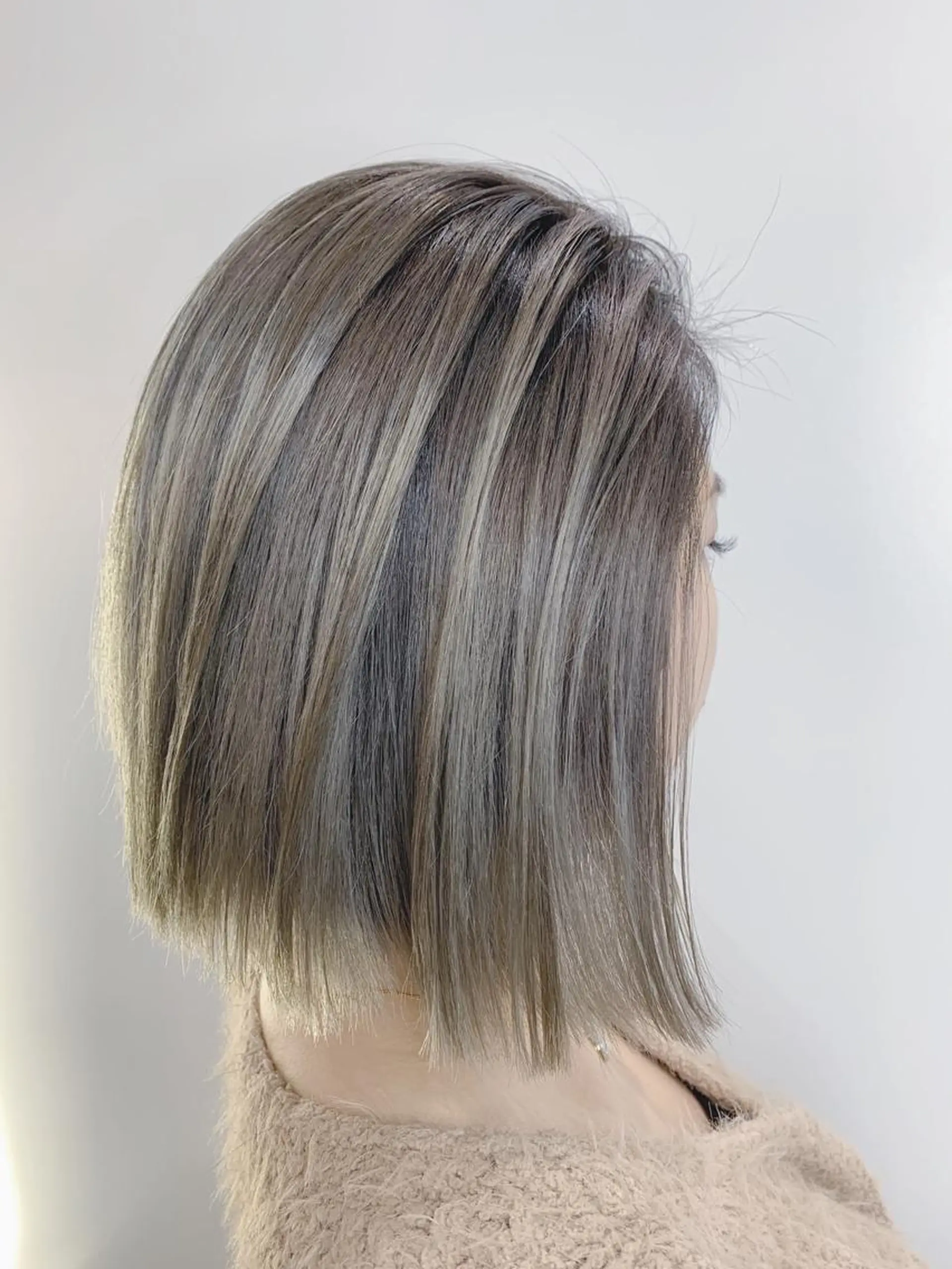 ショート カラー ヘアアレンジ アディクシーカラー ベージュカラー グレージュ ハイライトカラー ハイトーンカラー レイヤーカット/艶髪 🎀笠原 優花🎀のヘアスタイル