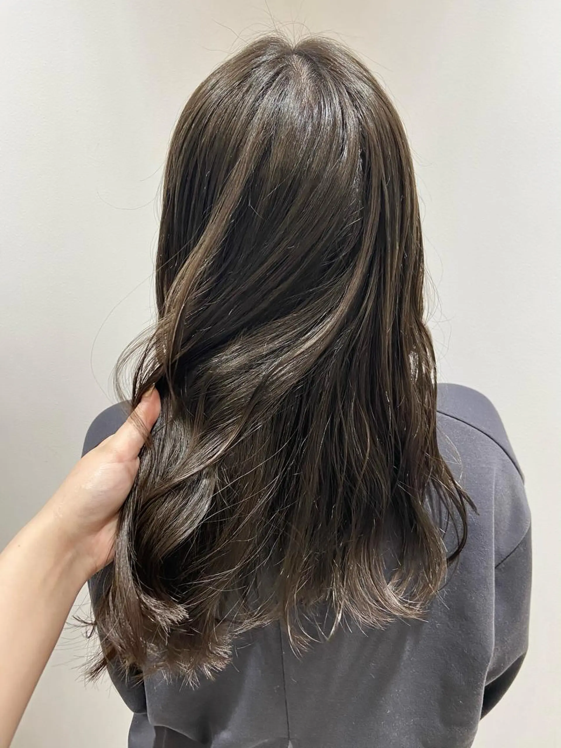 セミロング カラー カット ヘアカラー トリートメント 🐺ウルフ/レイヤー 似合わせ‎🤍沙羅のヘアスタイル