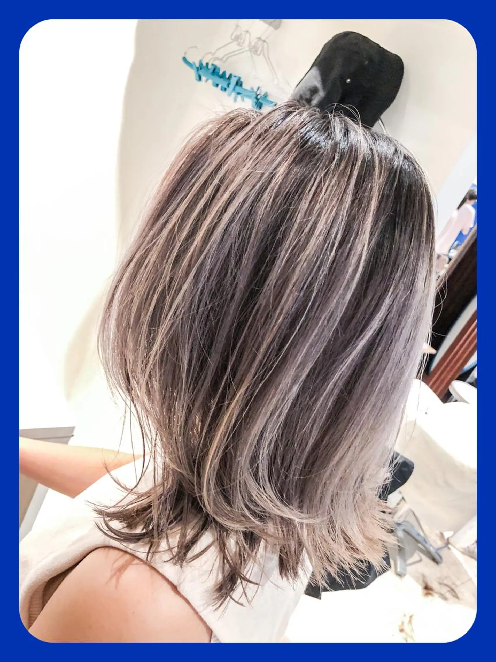 ミディアム カラー カット ヘアカラー youres hair髪質改善トリートメント&ヘッドスパ新宿三丁目店所属・レイヤーカット× 髪質改善たもりのヘアスタイル
