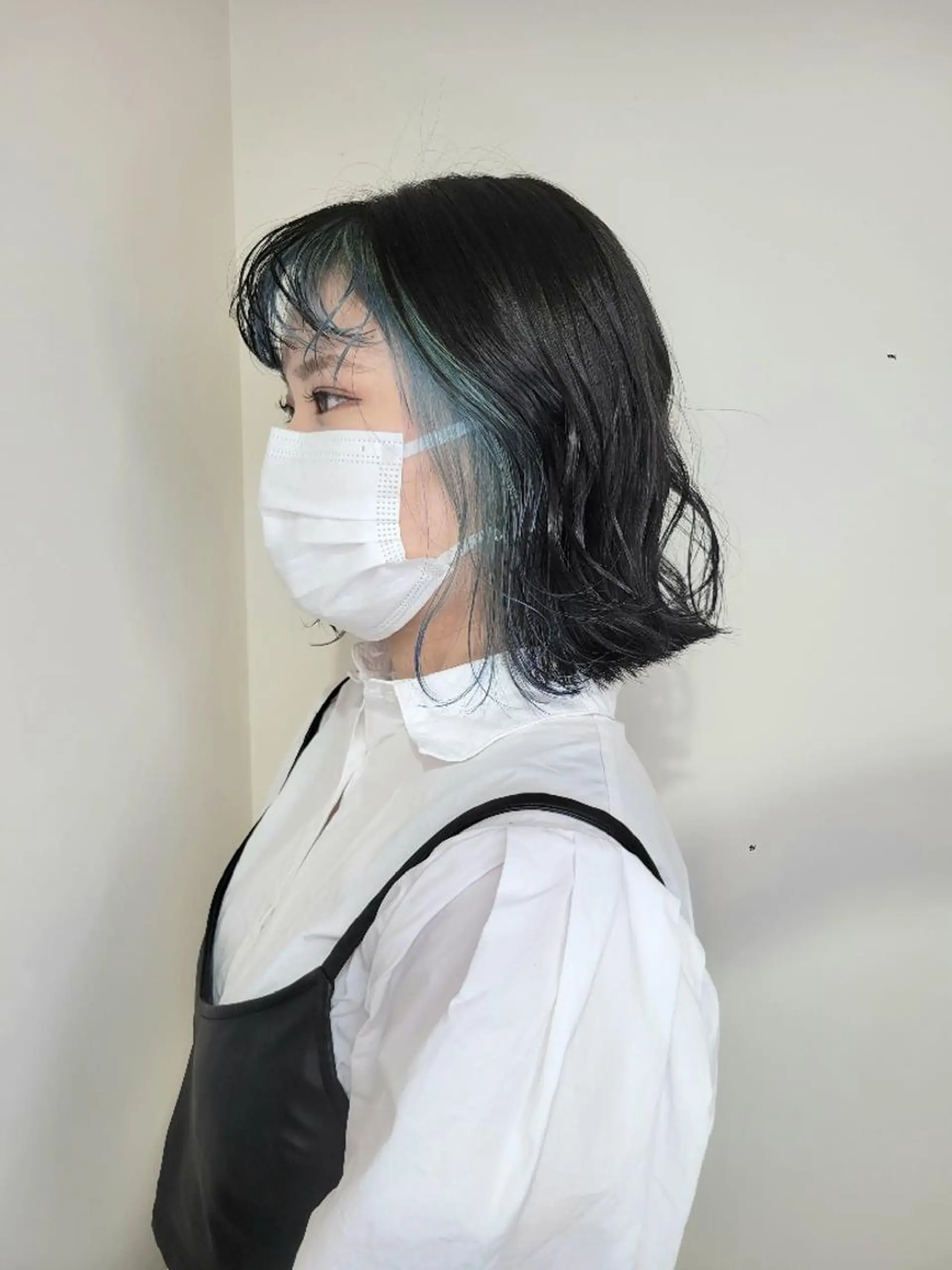 ミディアム カット ヘアカラー トリートメント 🇰🇷透明感×ハイ トーン🌟tomoのヘアスタイル