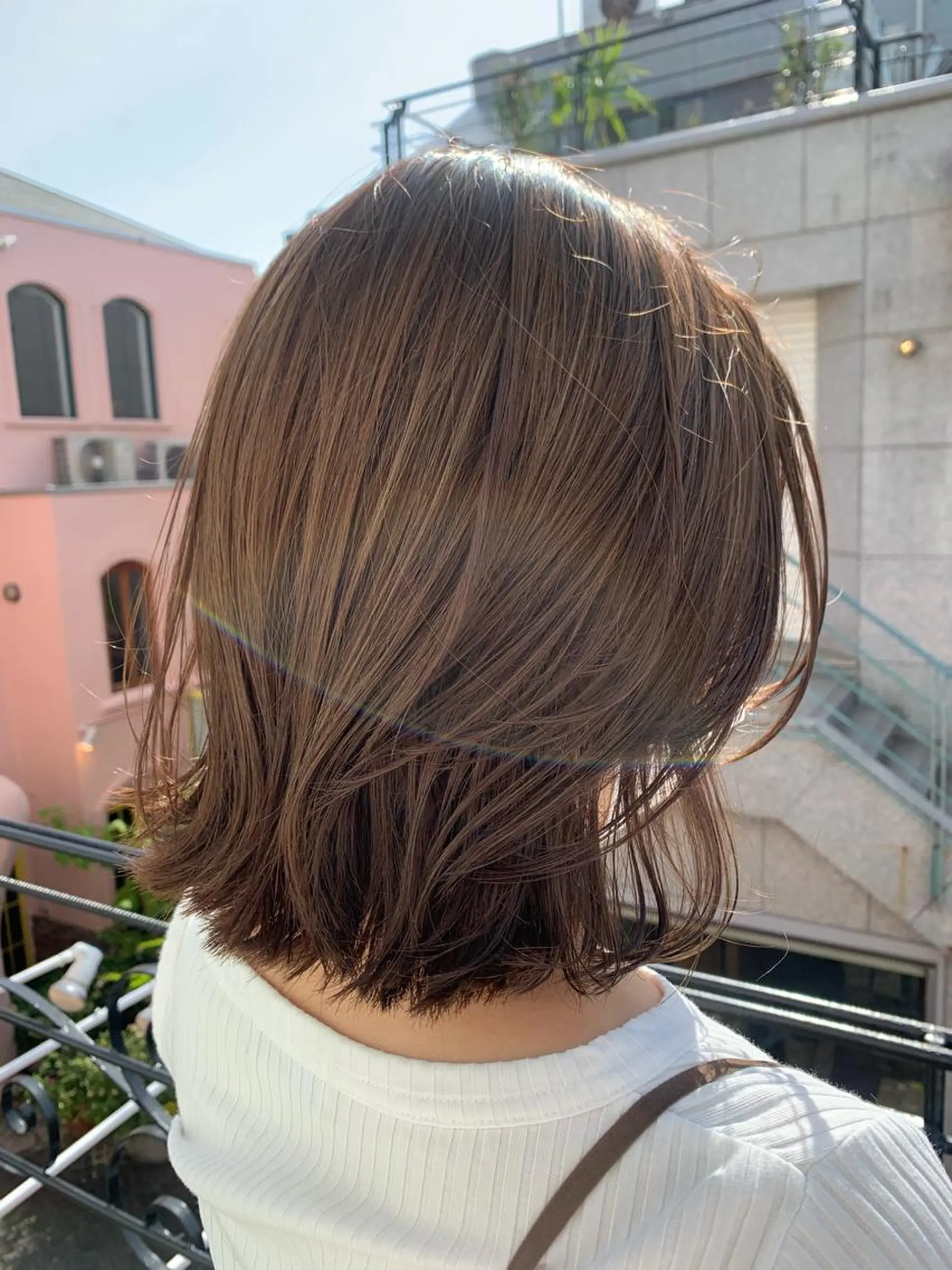 ミディアム カラー 平 ちひろのヘアスタイル