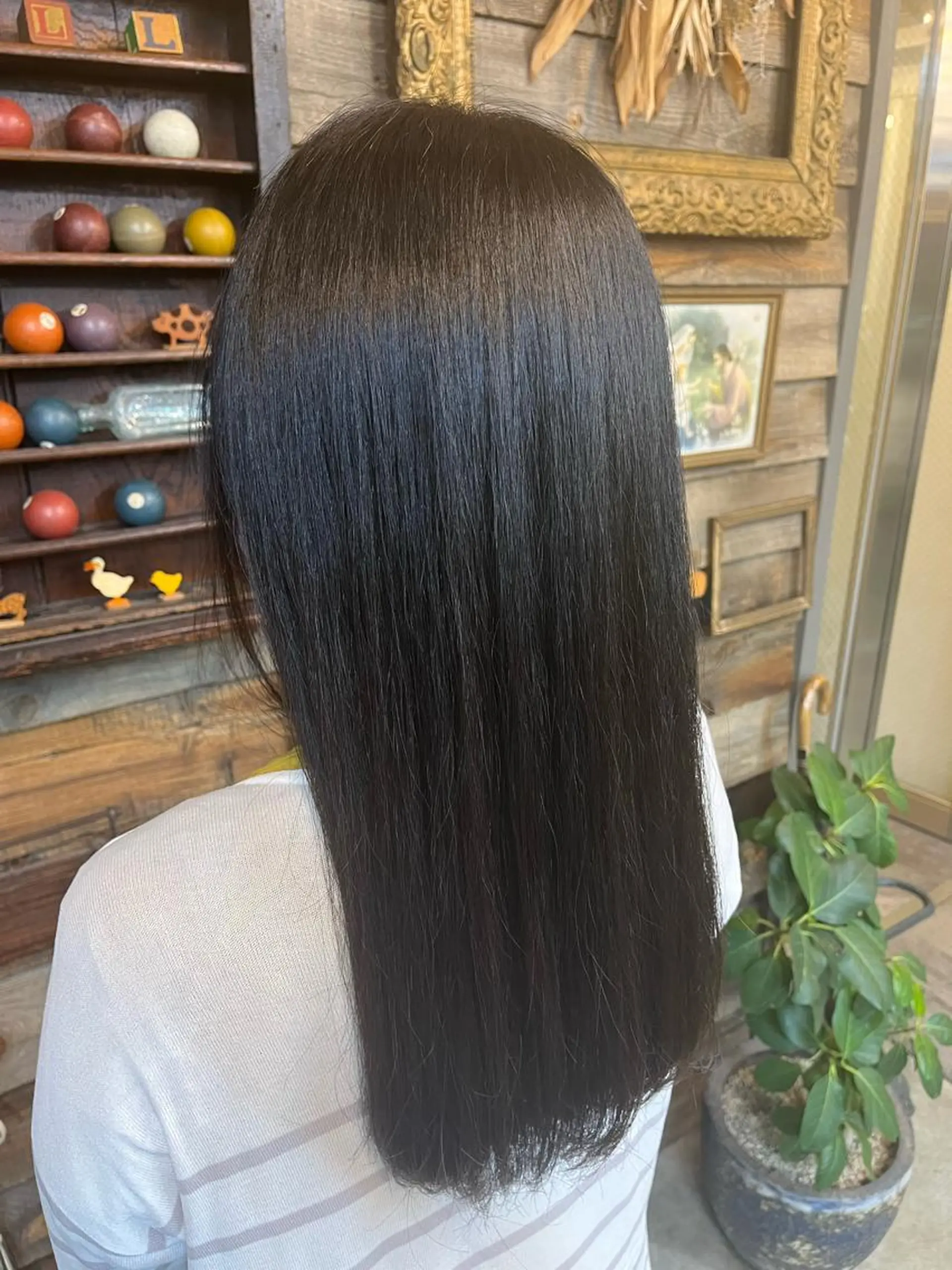 カラー 飯田 ほのかのヘアスタイル