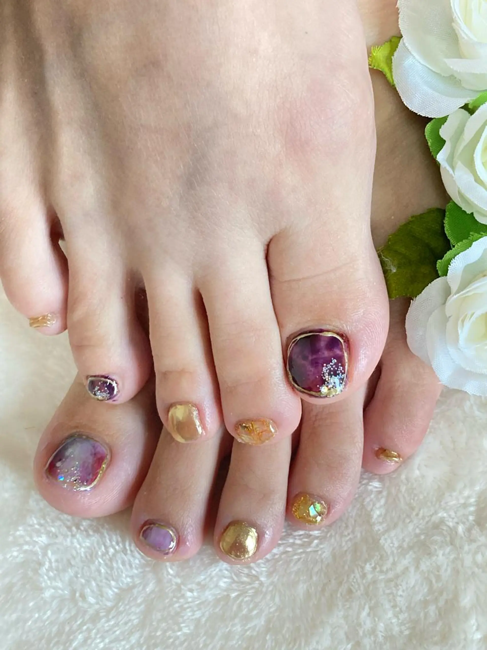 ネイル 持ち込み ニュアンスネイル フットネイル chama所属・大和田 美貴のネイルデザイン
