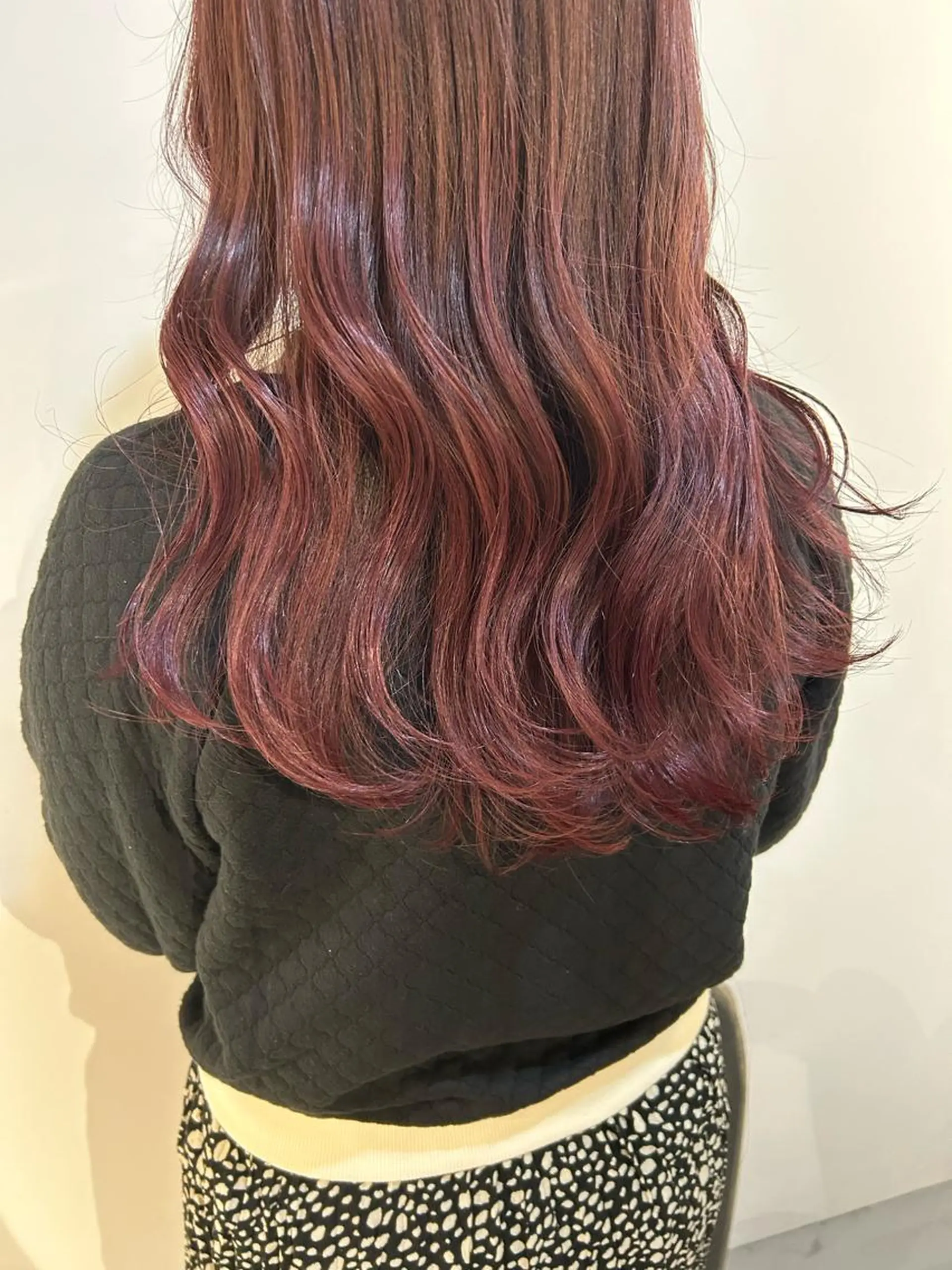 ロング カラー ヘアカラー トリートメント ikeda shioriのヘアスタイル