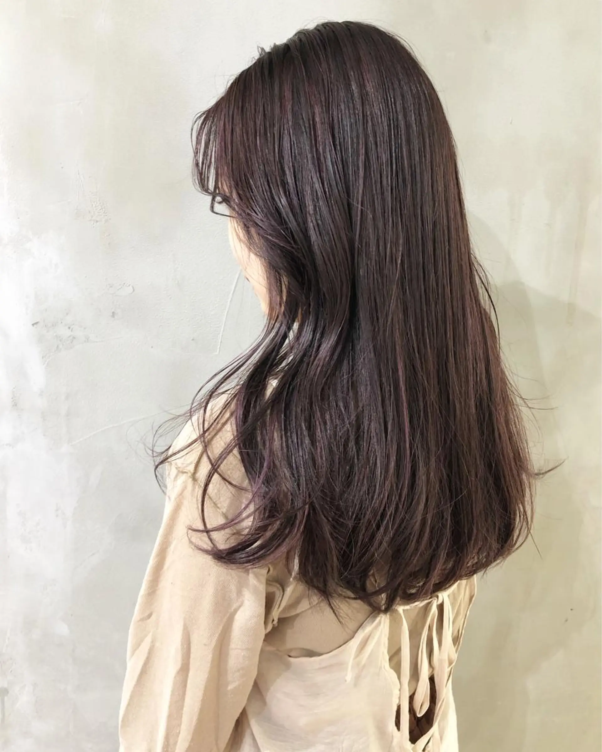 ロング カラー ヘアカラー トリートメント ニシオカ タクヤのヘアスタイル