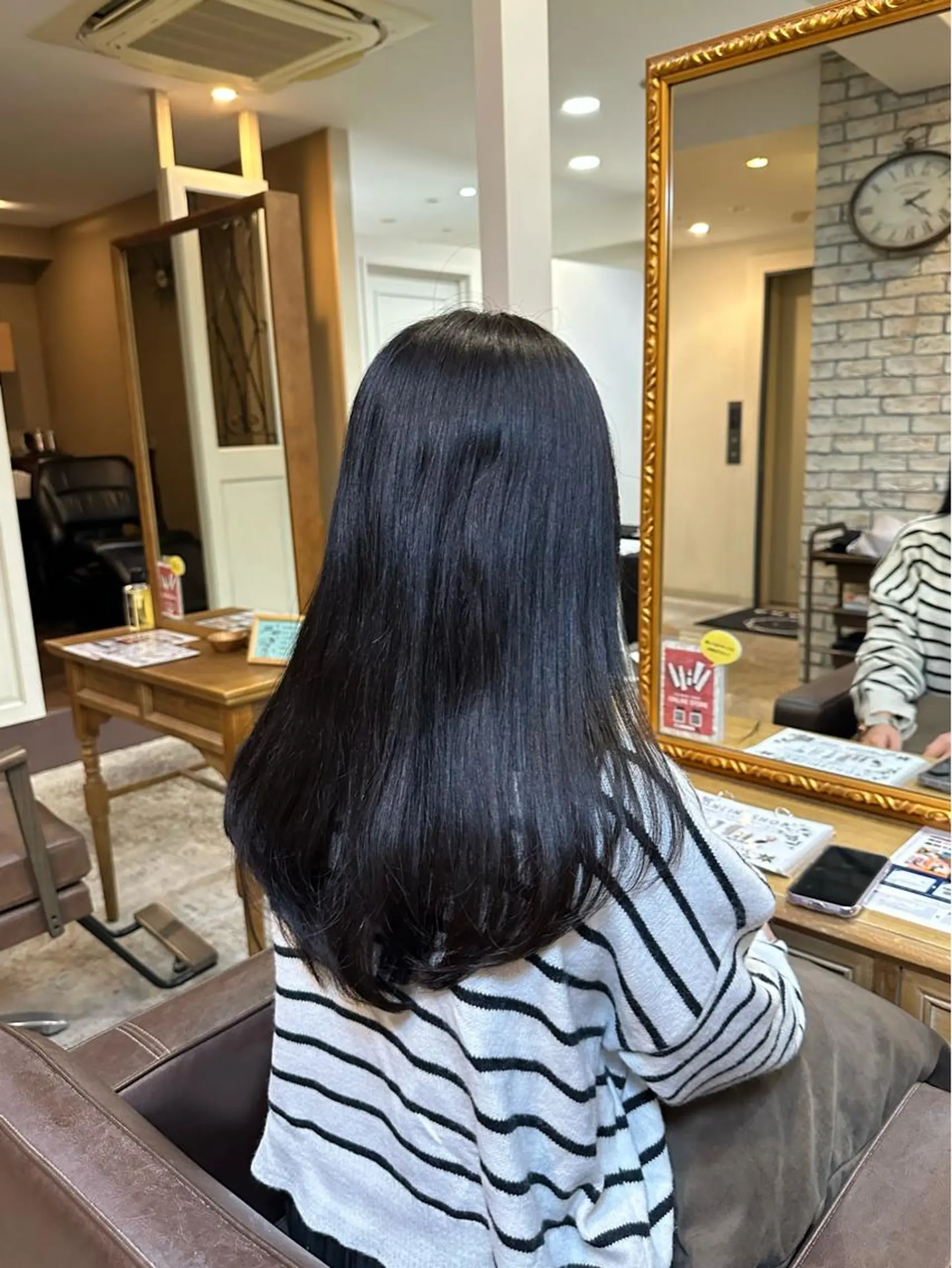 ロング 柔らかベージュ🤍 fukaのヘアスタイル