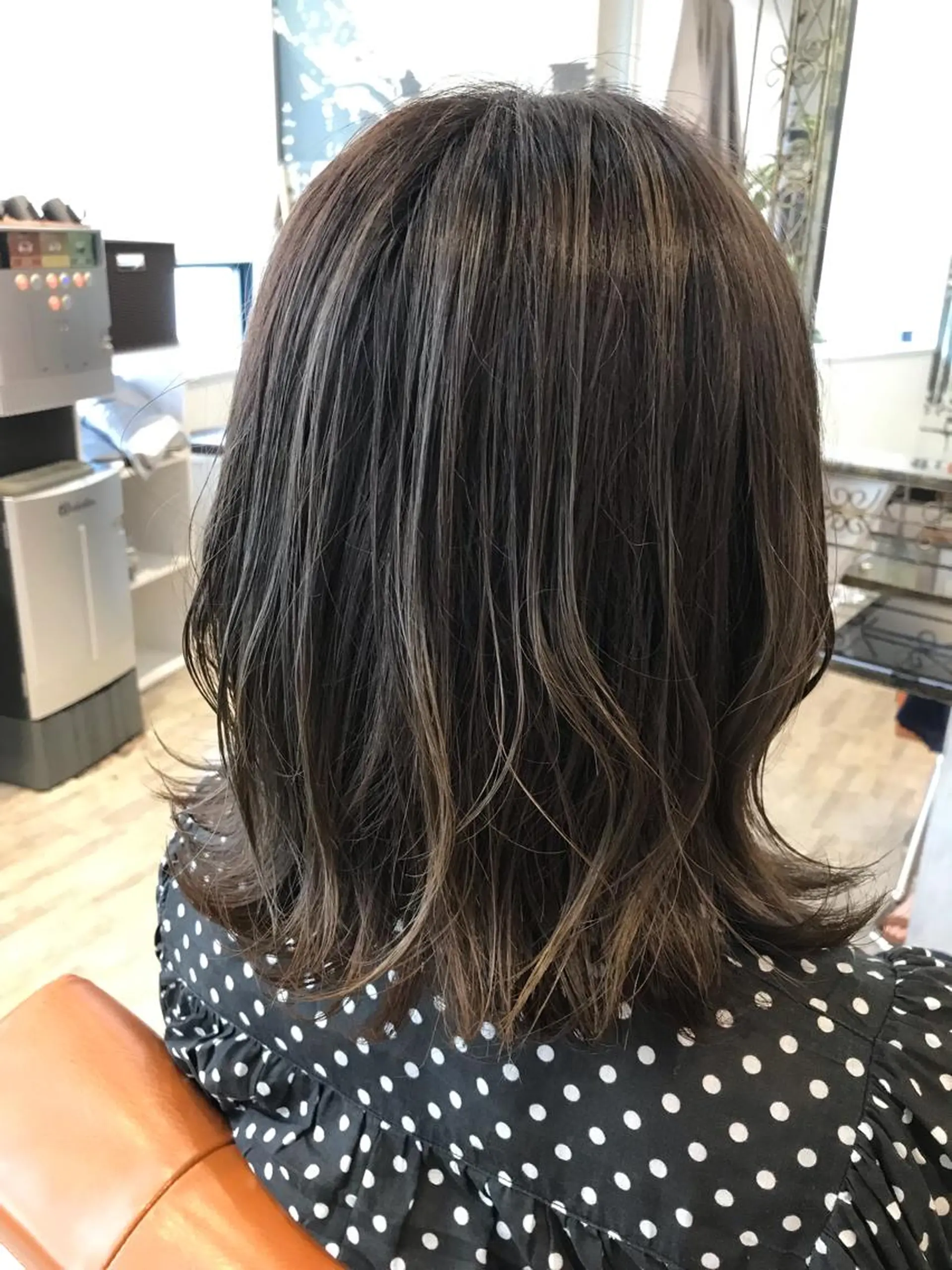 ミディアム カット ヘアカラー トリートメント ヘッドスパ CODE.LINE 静岡伝馬町所属・浦田侑希 CODE.LINEのヘアスタイル