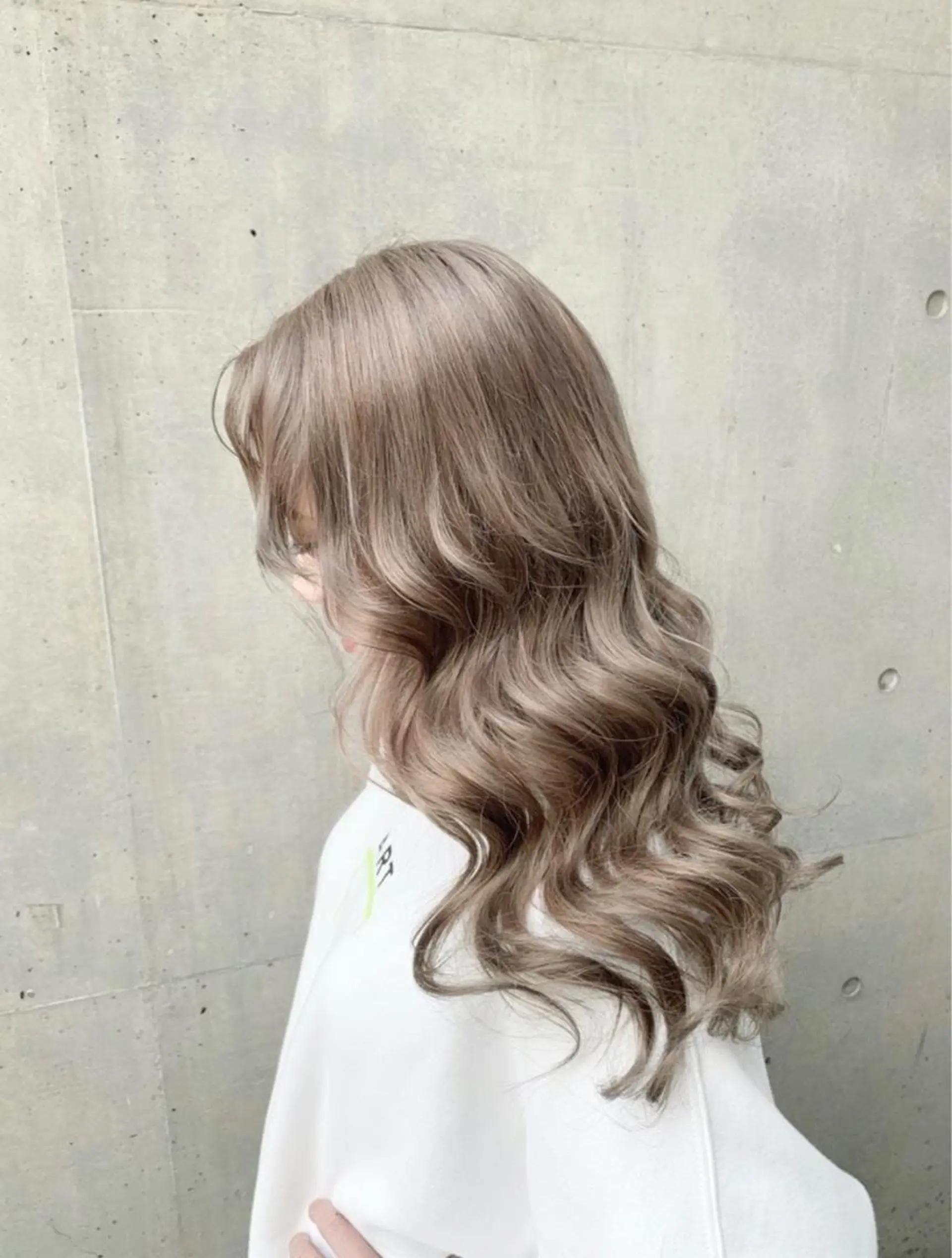 ロング tahie所属・クスカワ ノリエのヘアスタイル