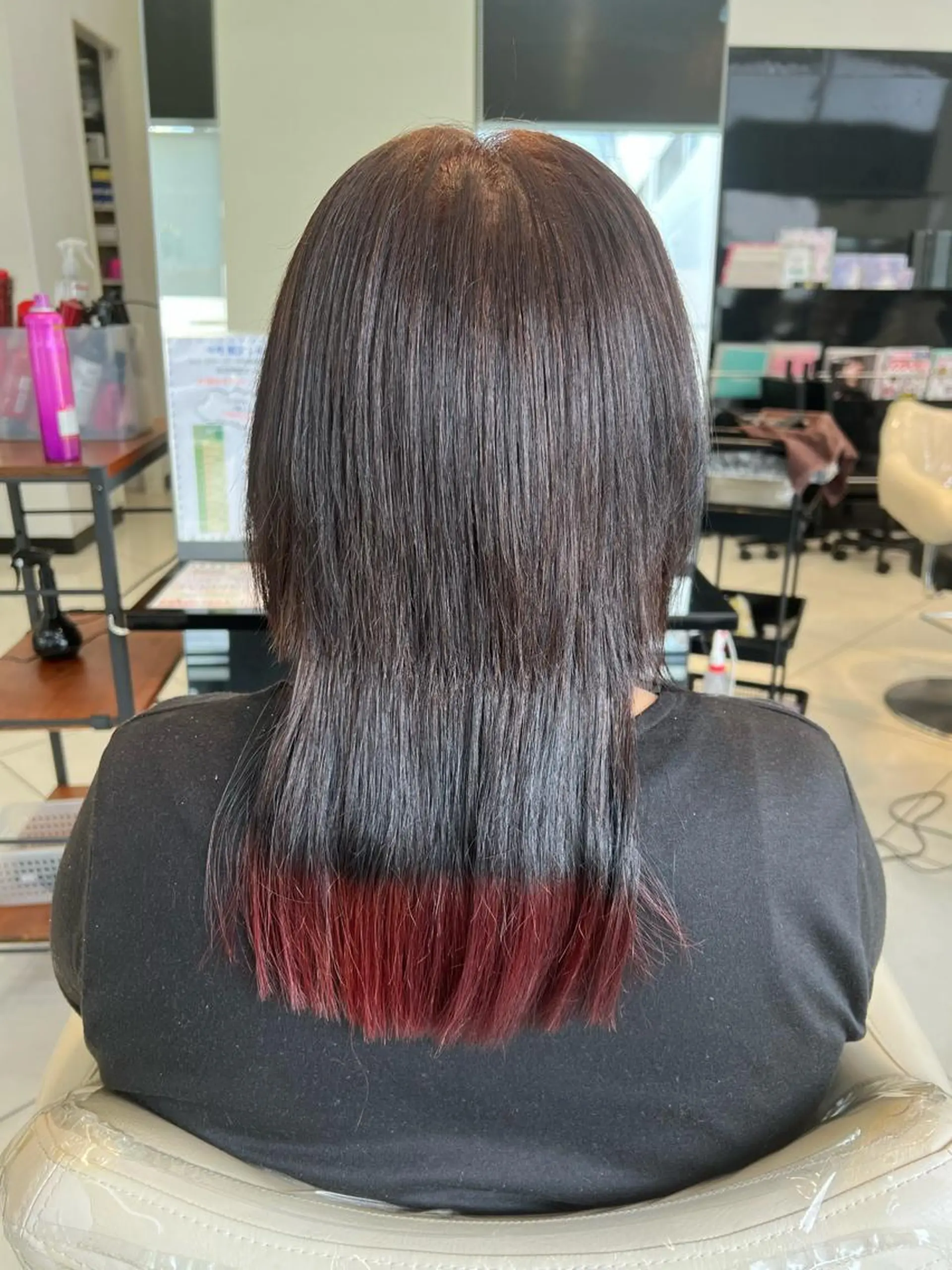 セミロング カラー デザインカラー 【似合わせカラー】 西口嶺河のヘアスタイル