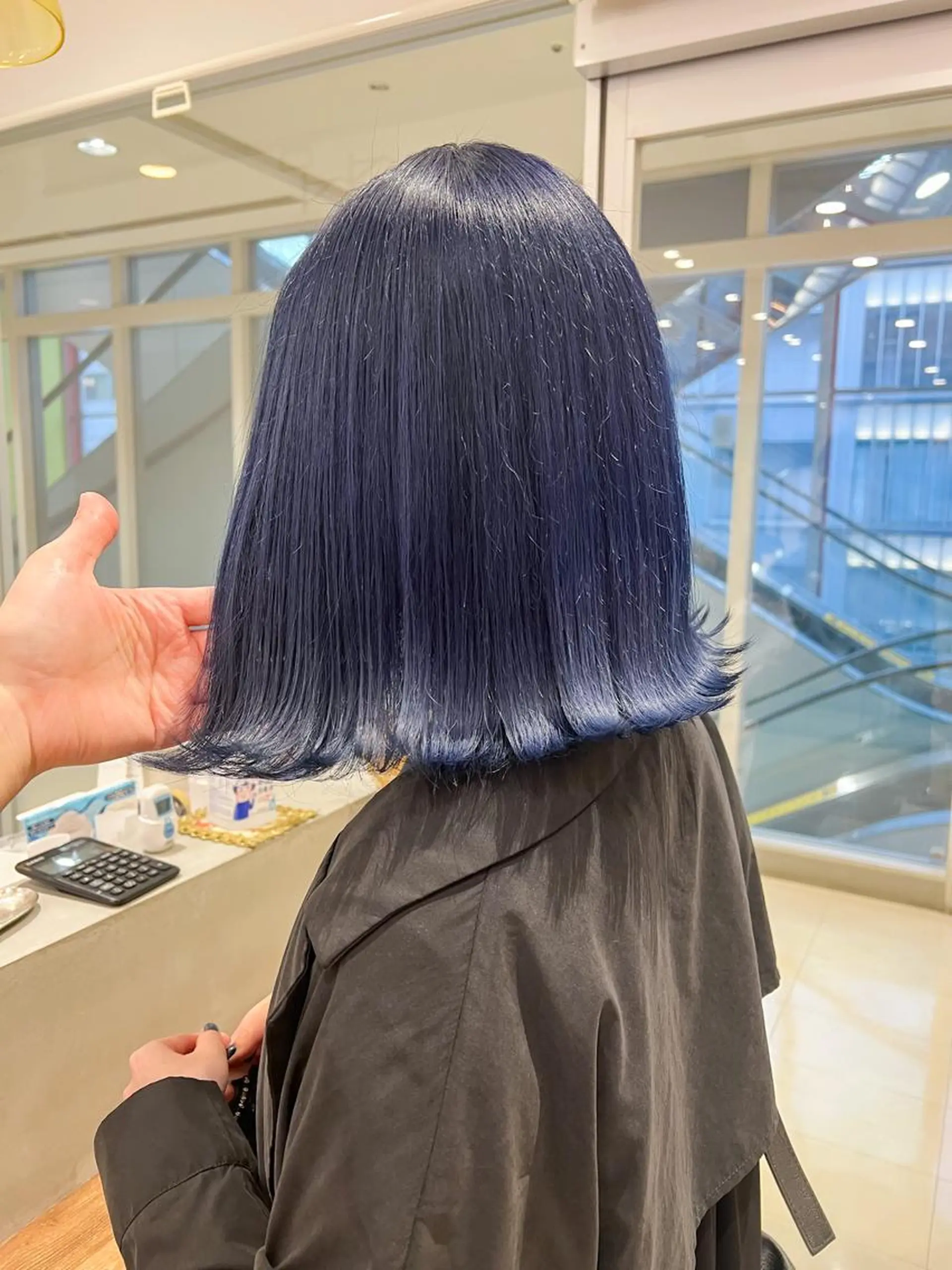 ミディアム カラー ブリーチ ヘアカラー トリートメント 韓国風デザイン 💐MIZUKI💐のヘアスタイル