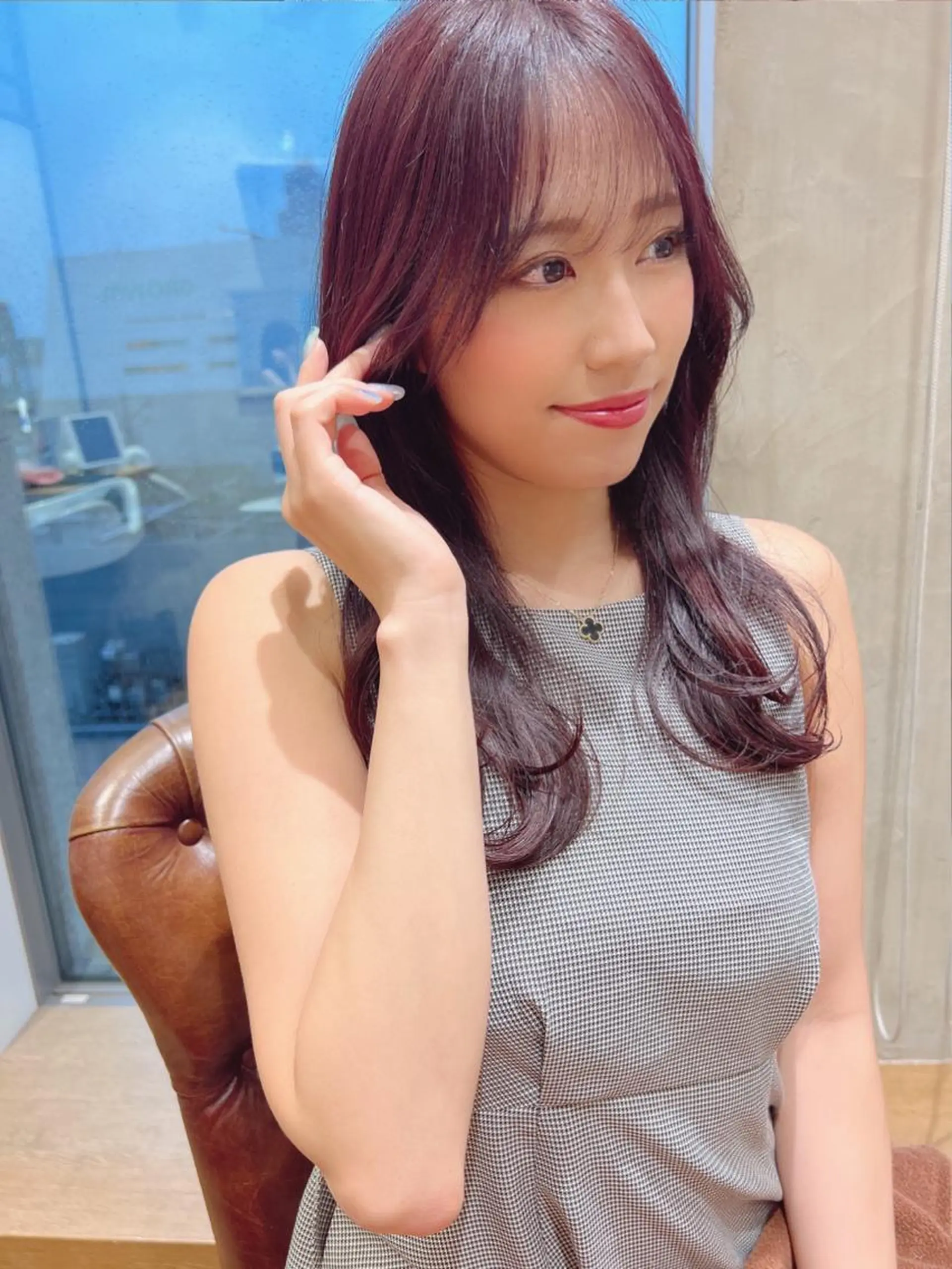 セミロング くびれヘア 髪質改善 縮毛矯正 カット ヘアカラー トリートメント 古川新太郎 くびれヘア小顔カットのヘアスタイル