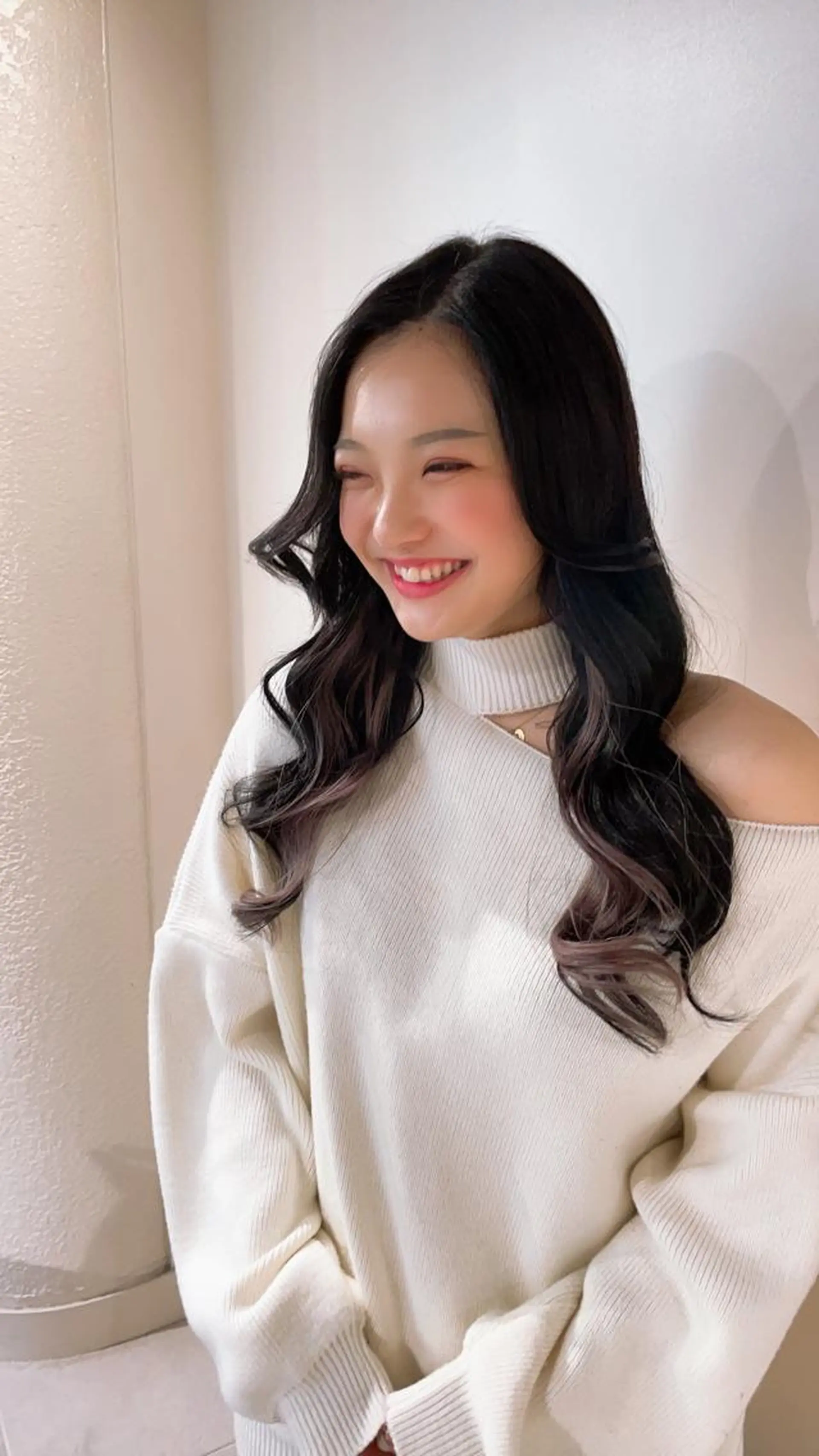ロング カラー シールエクステ インナーカラー エクステ ヘアカラー エクステ 🦋美髪／エクステ 🦋アベイクミのヘアスタイル