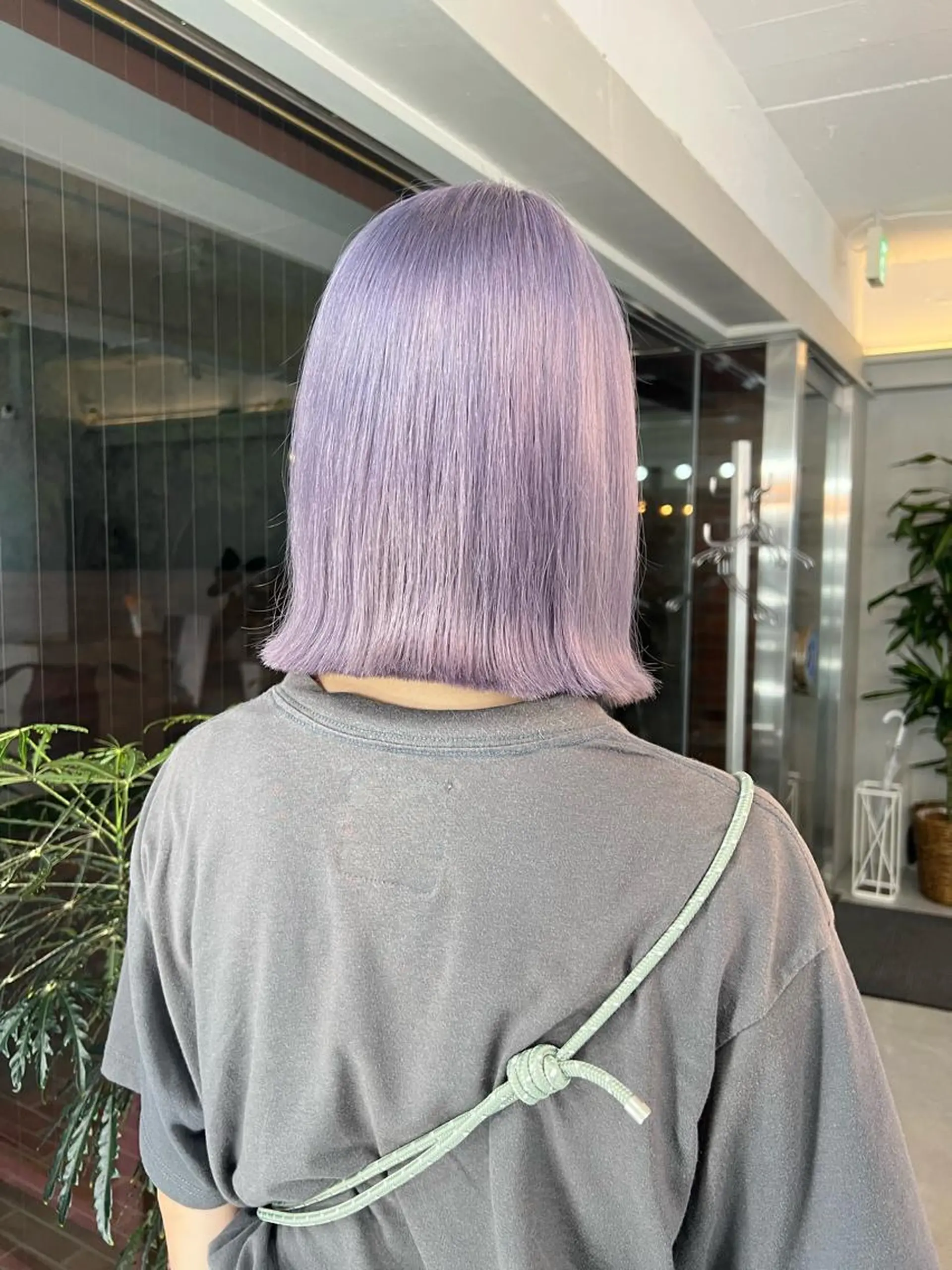 セミロング パープルカラー je suis heureuse所属・ハイライトカラー 🌀ゆい❣️のヘアスタイル