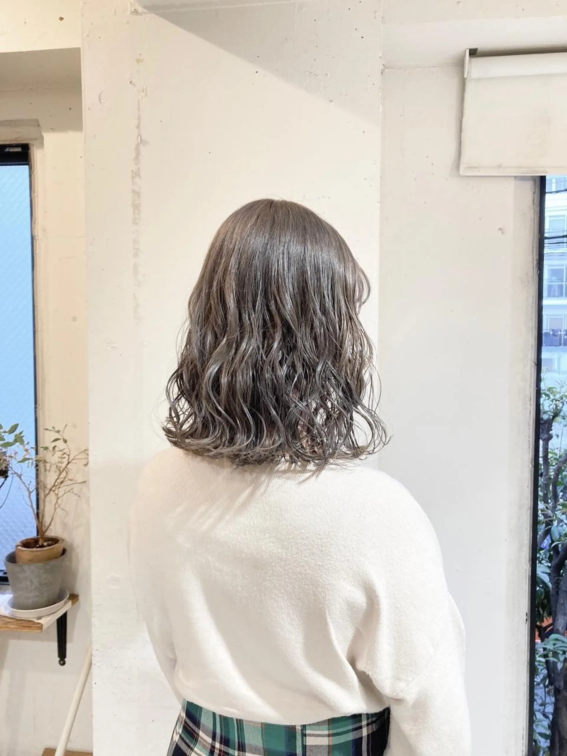 カラー ブリーチ グレージュ 💗モテ髪 ハイトーンあや💗のヘアスタイル
