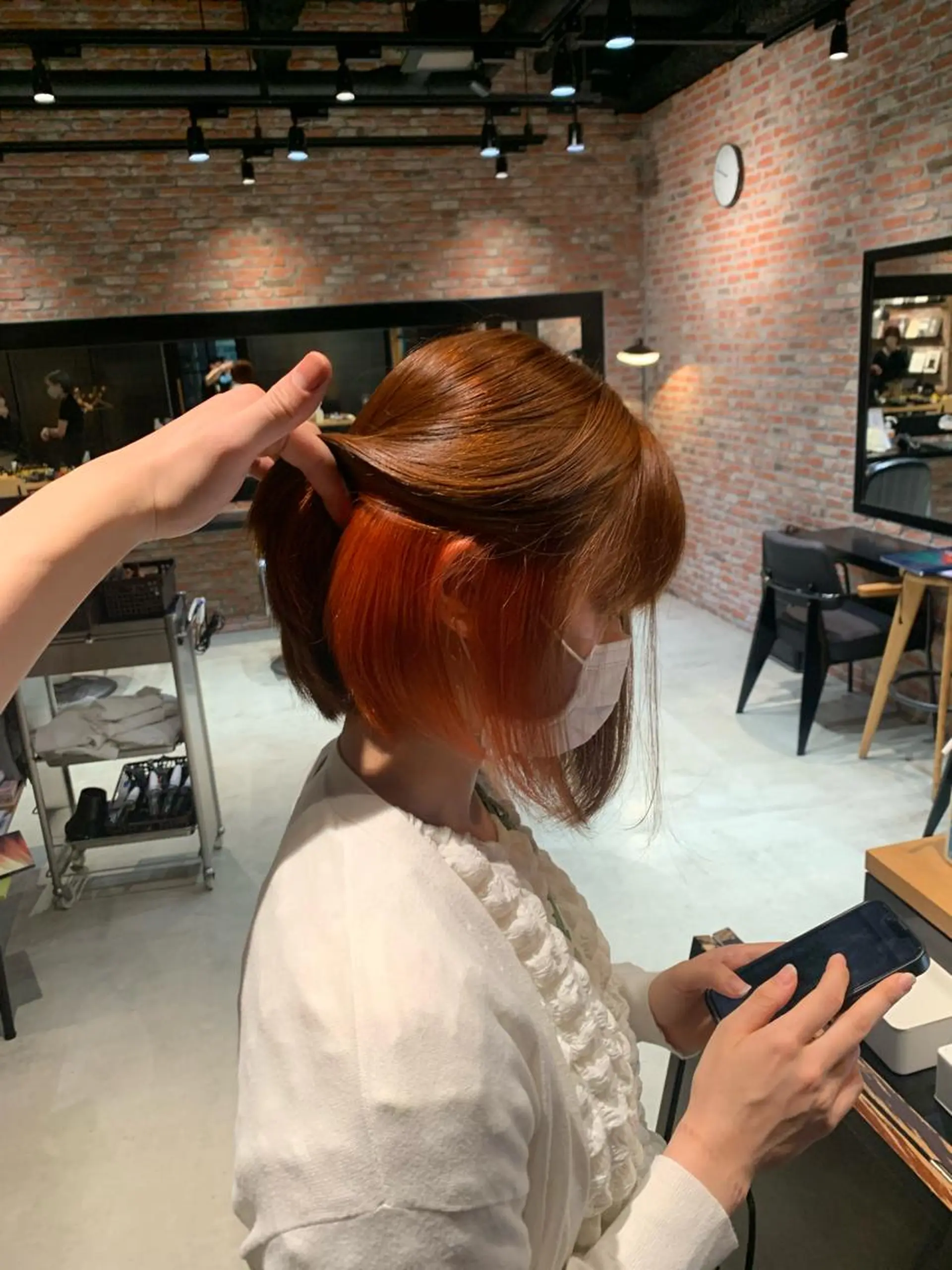 カラー オレンジ 藤田 明輝のヘアスタイル