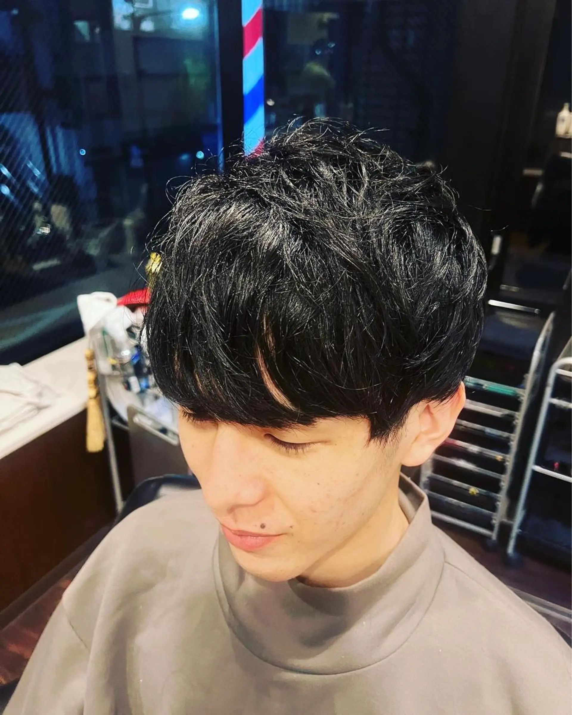 ミディアム カット 銀座バルビエグラン 角田雅樹（夜限定）のヘアスタイル