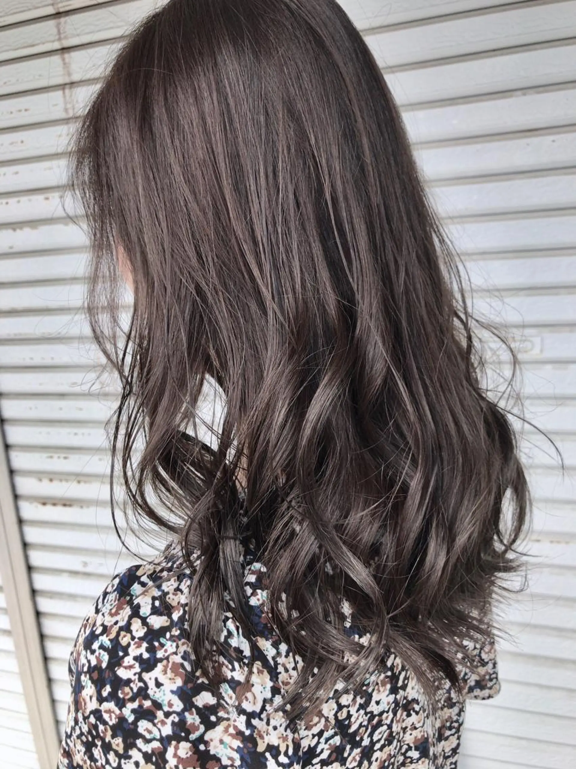 ミディアム カラー デザインカラー レイヤーカット匠 イソザキノリユキのヘアスタイル