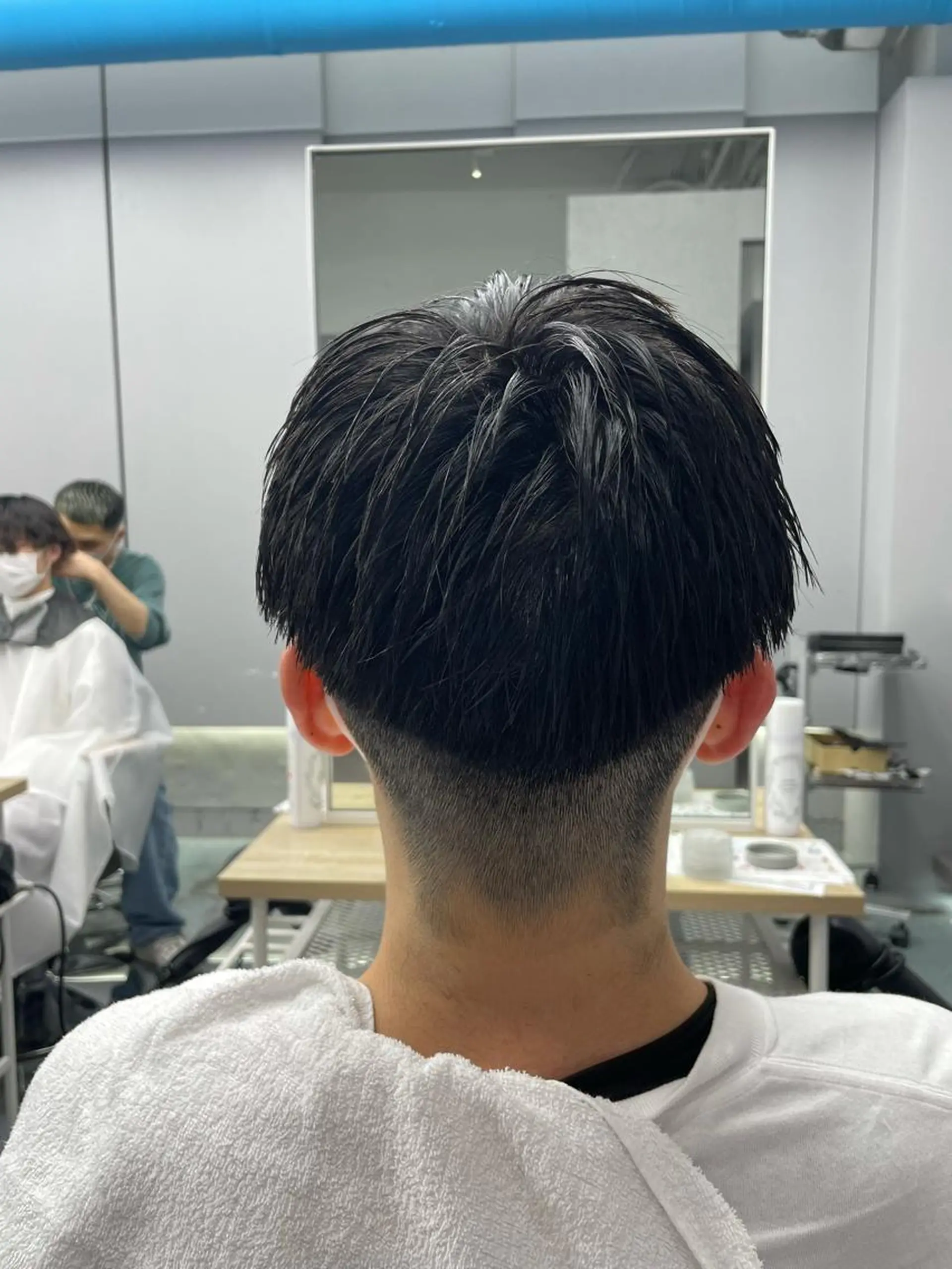 ショート カラー パーマ メンズ フェードカット 刈り上げ 🔥メンズヘア🔥 セヤシュウヘイのヘアスタイル