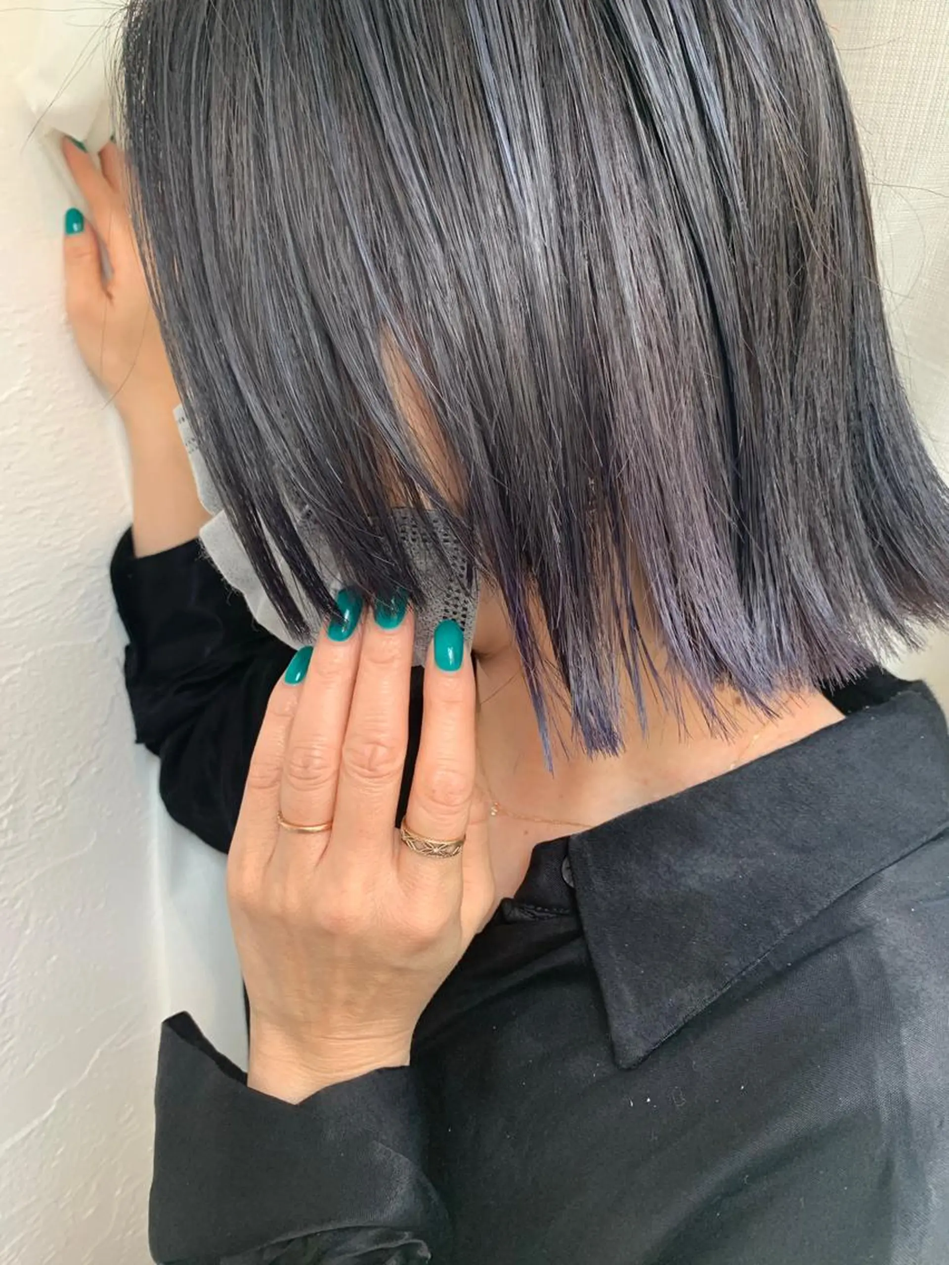 ミディアム カラー タナカ マナミのヘアスタイル