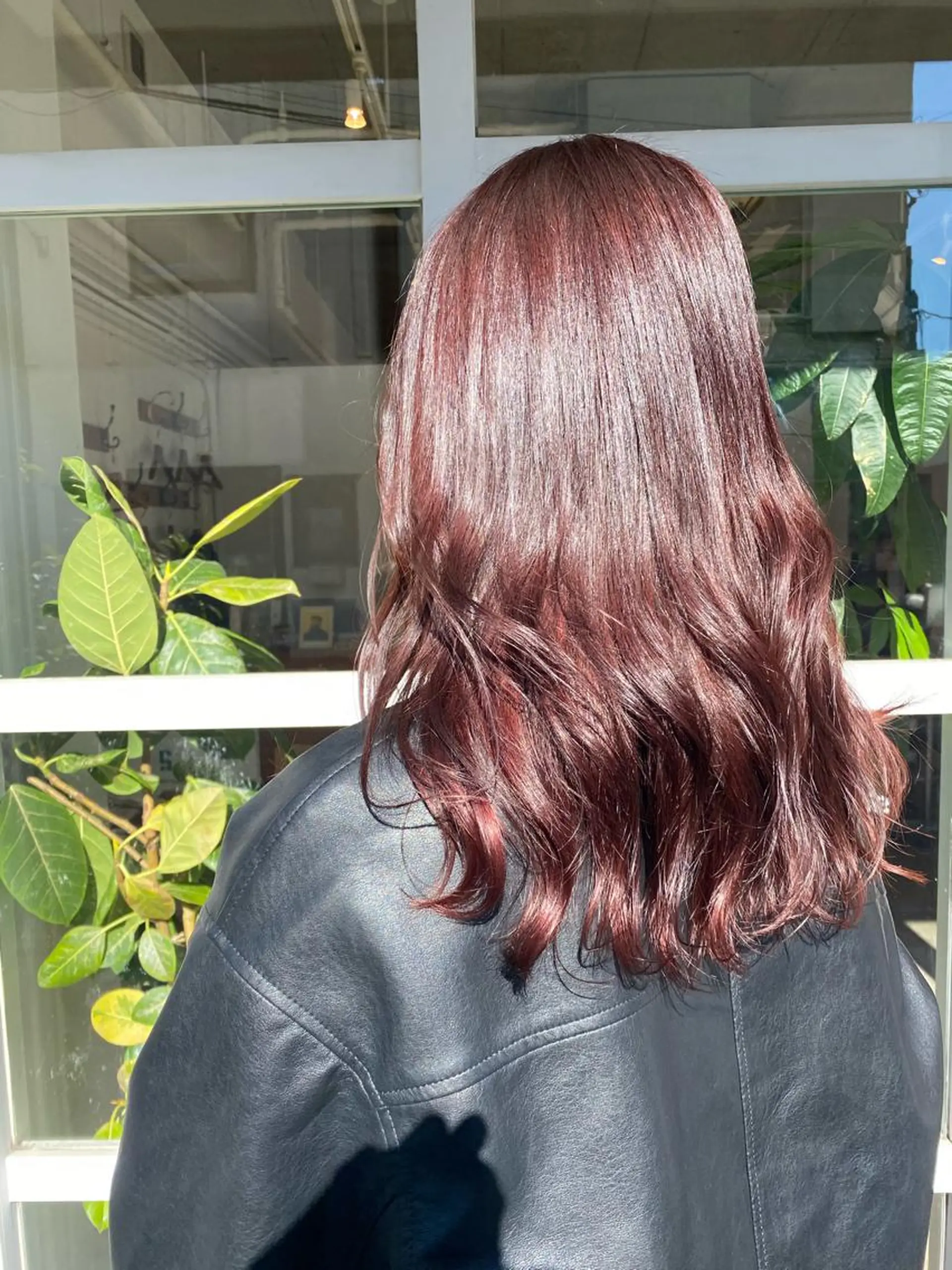ミディアム レッドブラウン ボブ ヘアカラー わかばやし ゆうこのヘアスタイル