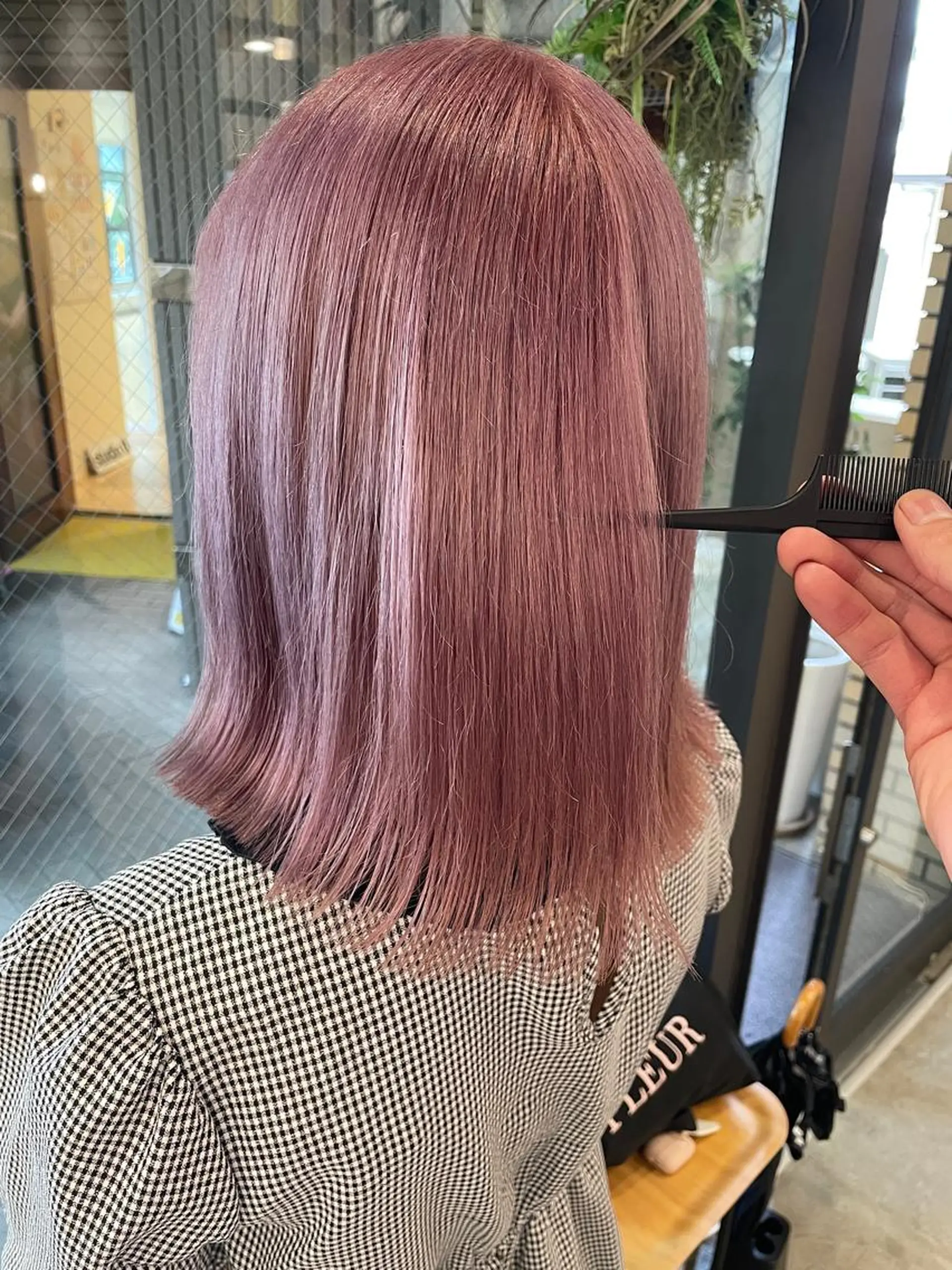 ミディアム ピンクラベンダー ヘアカラー トリートメント 城　健太郎 💎ハイトーンのヘアスタイル