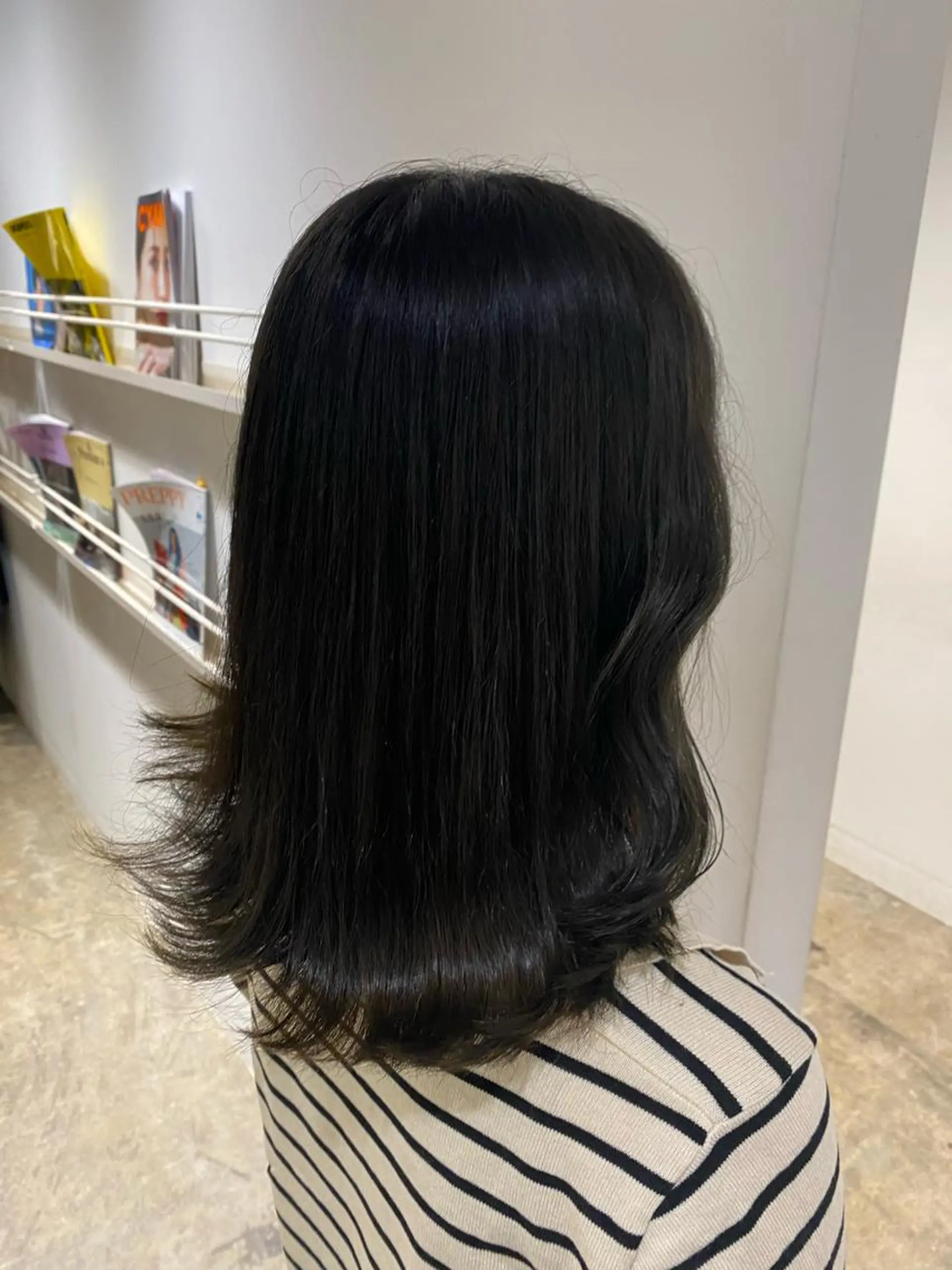 ミディアム カラー 透明感カラー グレージュ オリーブグレージュ オリーブグレー HOLIDAYS CARE&SPA所属・キクチ ホナミのヘアスタイル