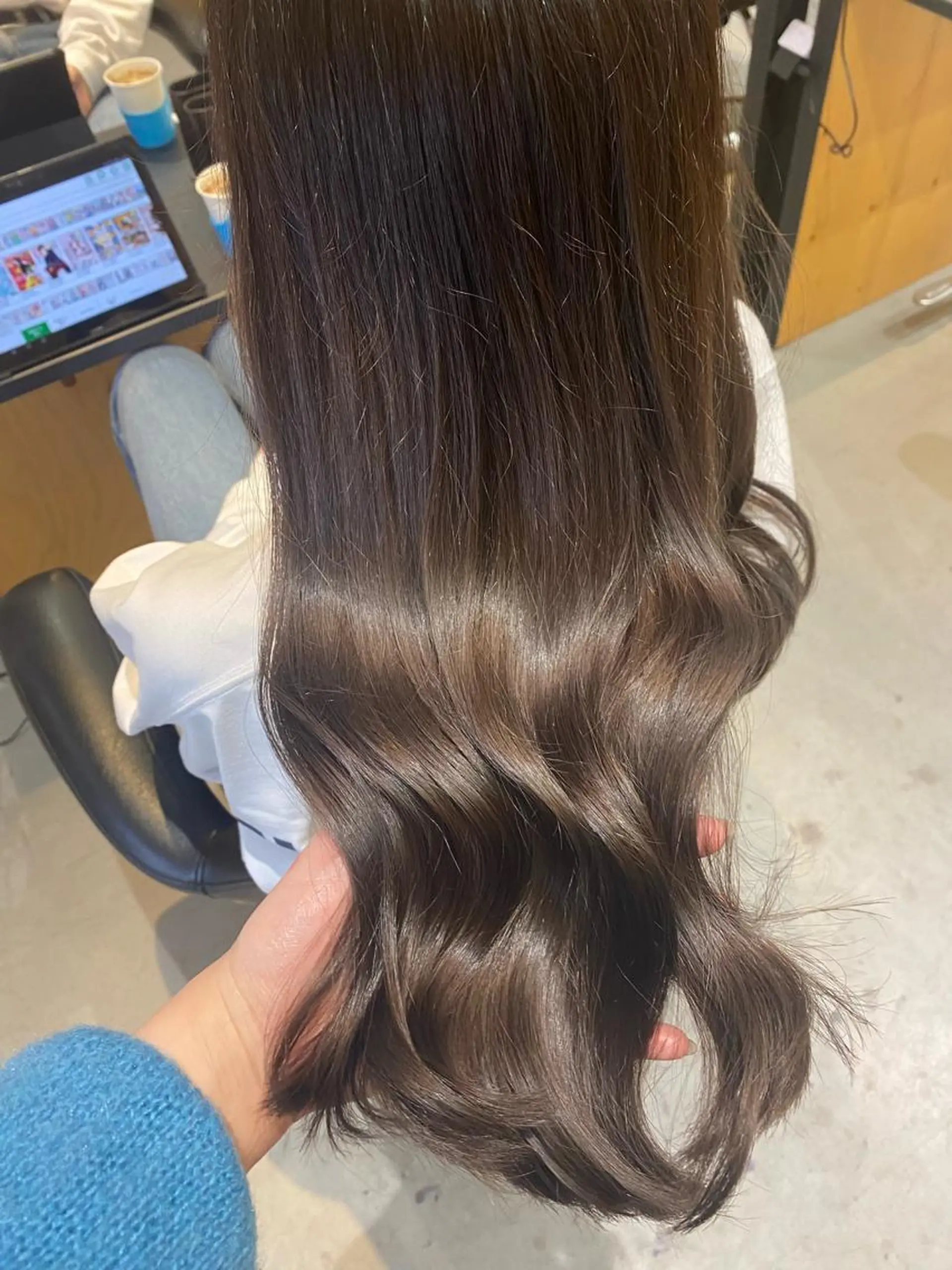 カラー グレージュ ヘアカラー トリートメント 韓国ヘア/艶髪🎀 宮川みほのヘアスタイル